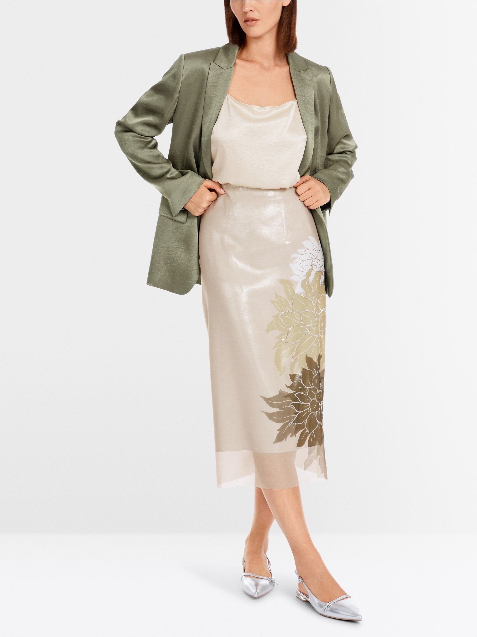 Pencil Skirt With Floral Pattern_YC 71.10 W18_127_01