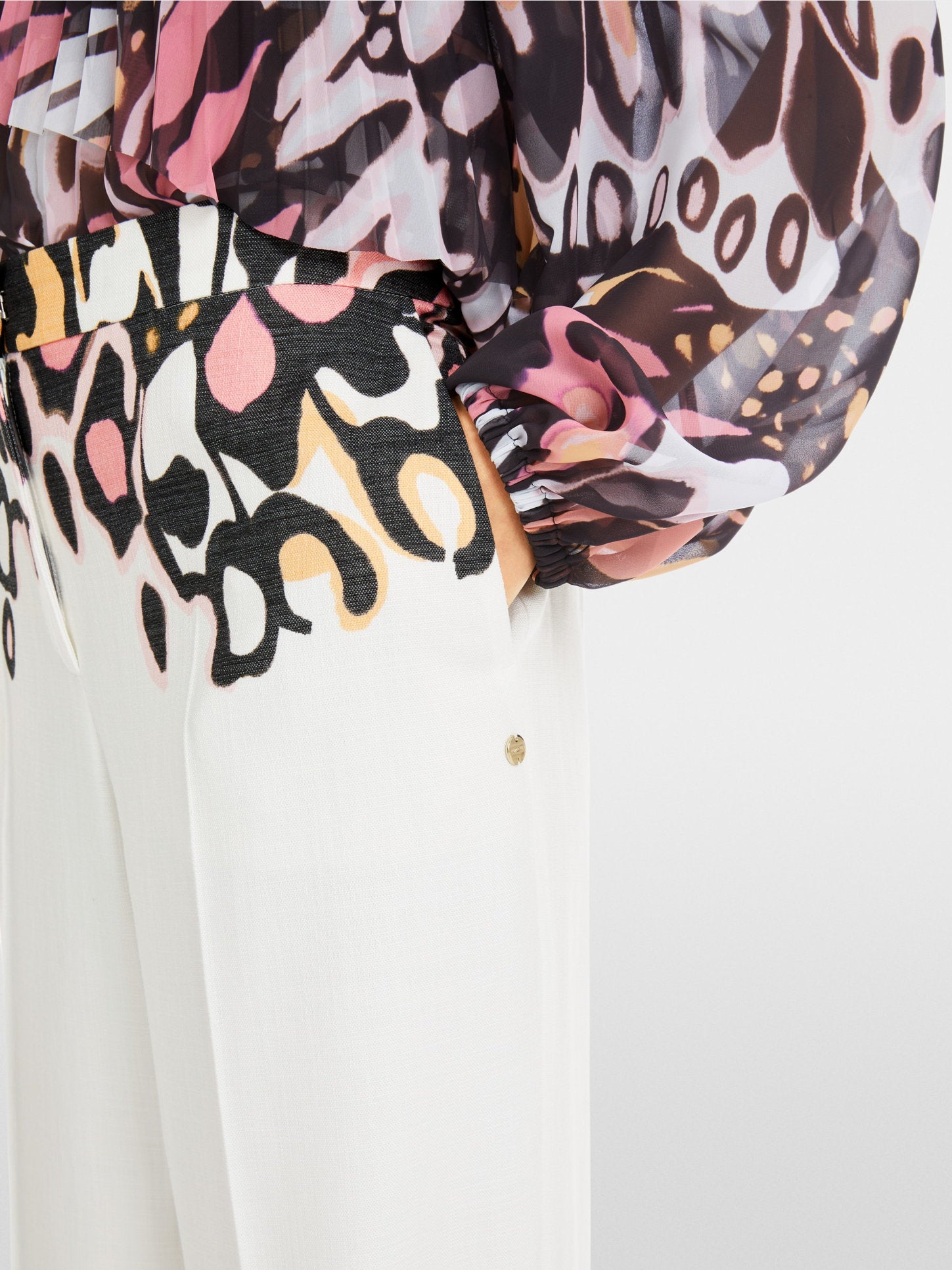 Marc Cain_Wukari with Placed Print_YC 81.26 W27_110_03