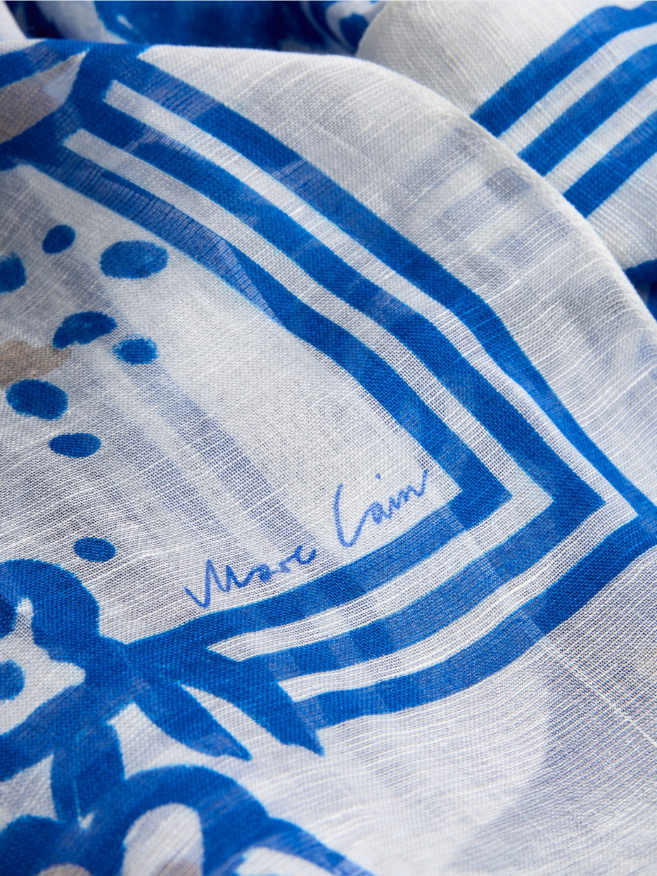 Marc Cain_Delicate Scarf with Painting Print_YC B4.07 Z35_366_03