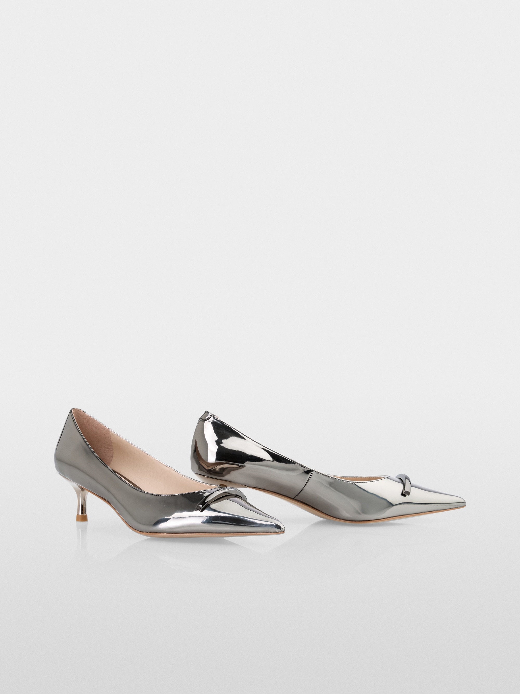 Pointed Pumps in Metallic Mirror_YC SD.01 Z01_680_01