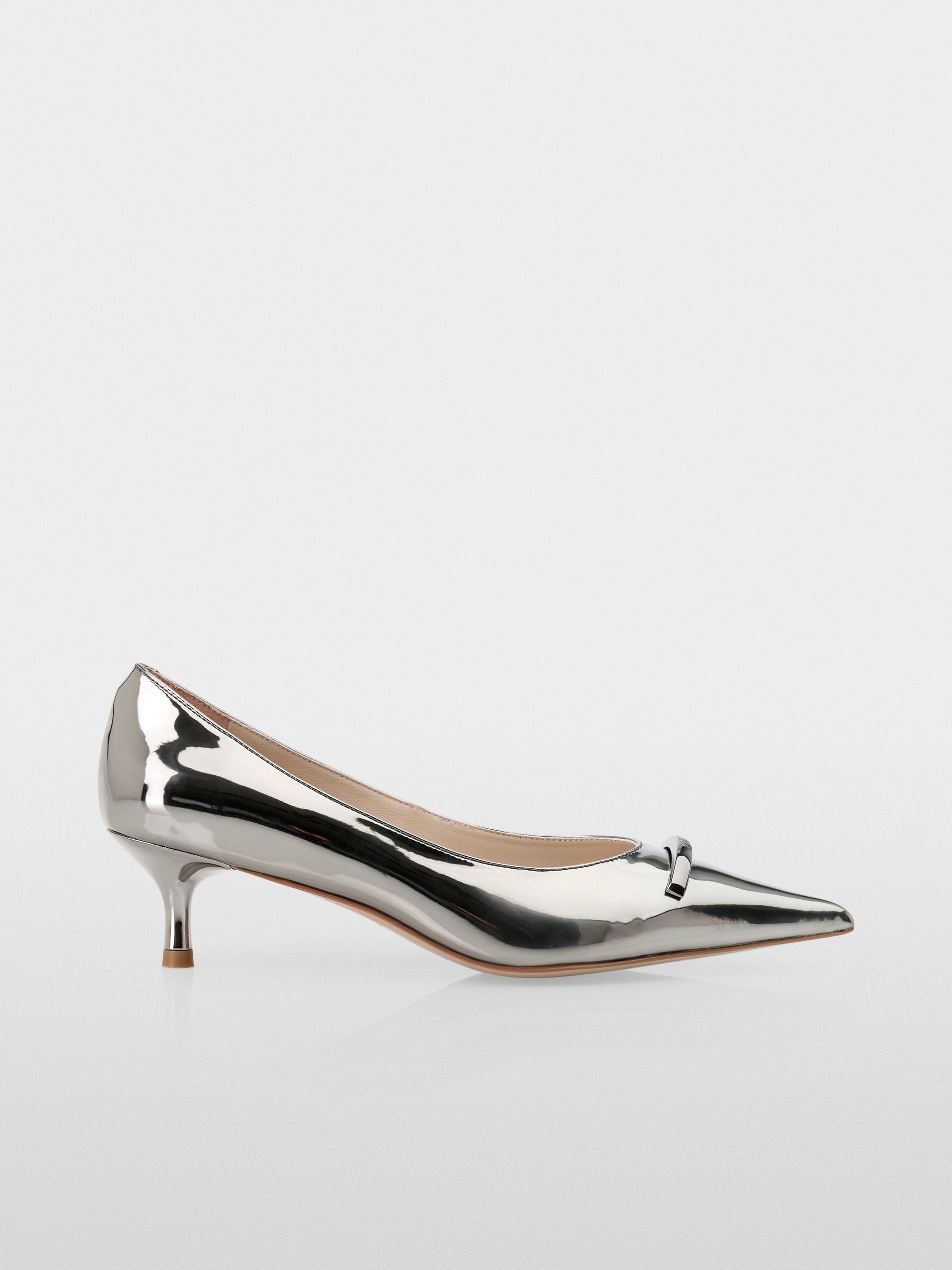 Pointed Pumps in Metallic Mirror_YC SD.01 Z01_680_03