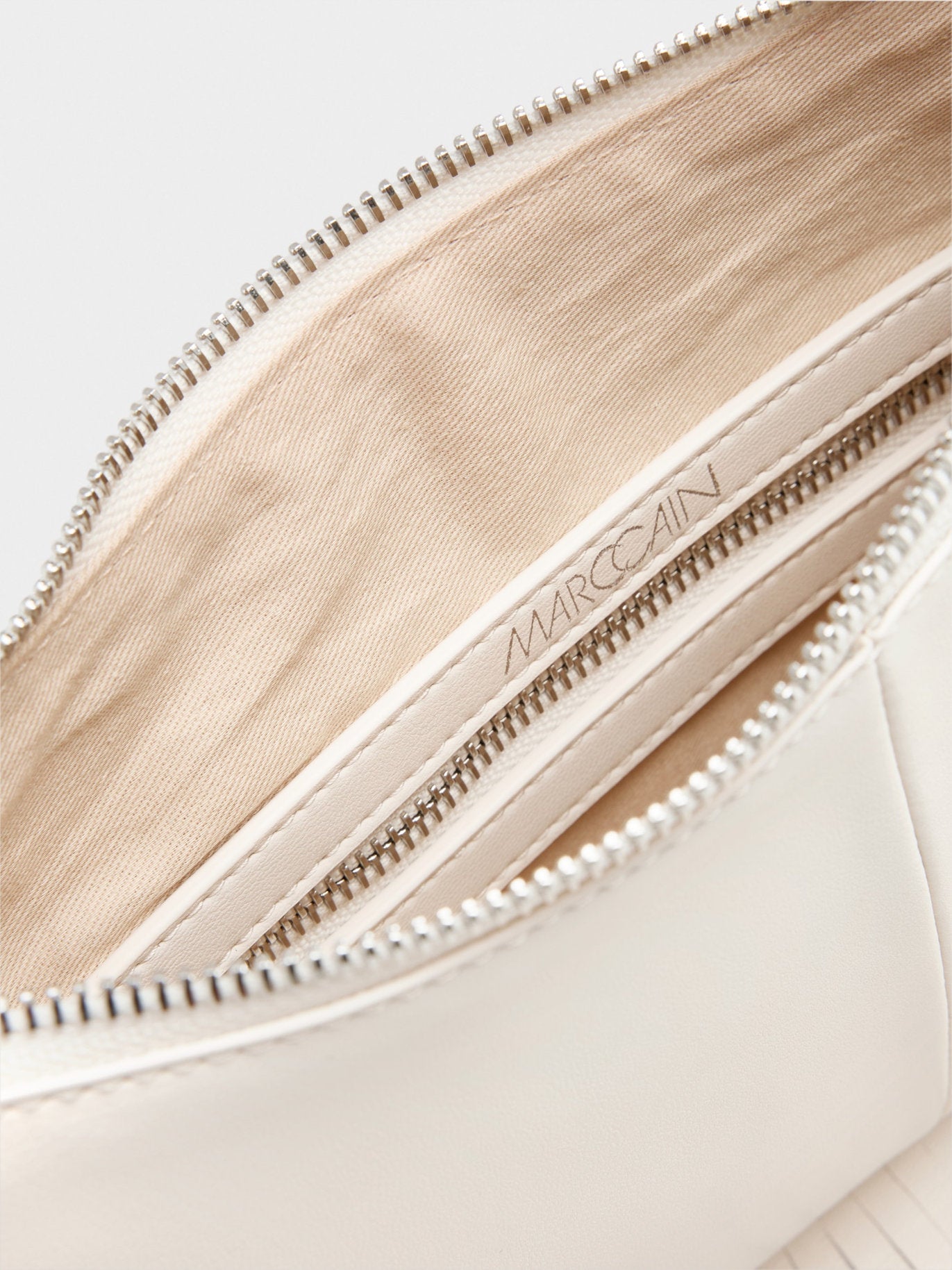 Marc Cain_Rethink Together Shoulder Bag_YC TI.01 L14_110_04