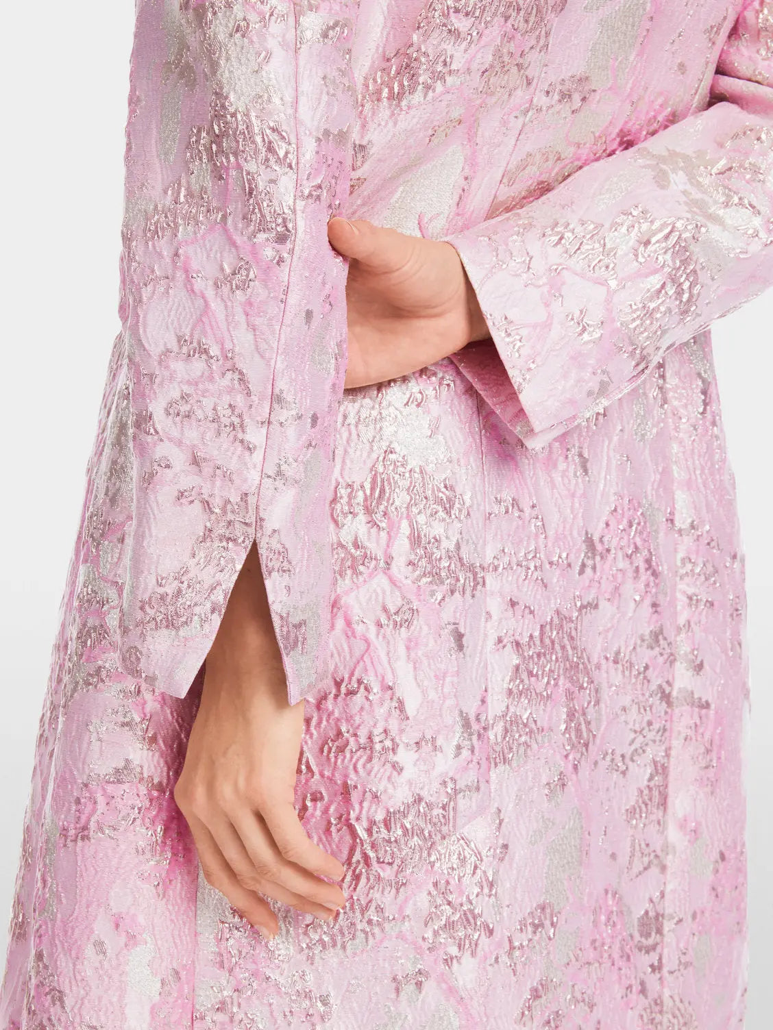 Marc Cain_Short and Fitted Brocade Coat_YG 11.03 W22_707_06