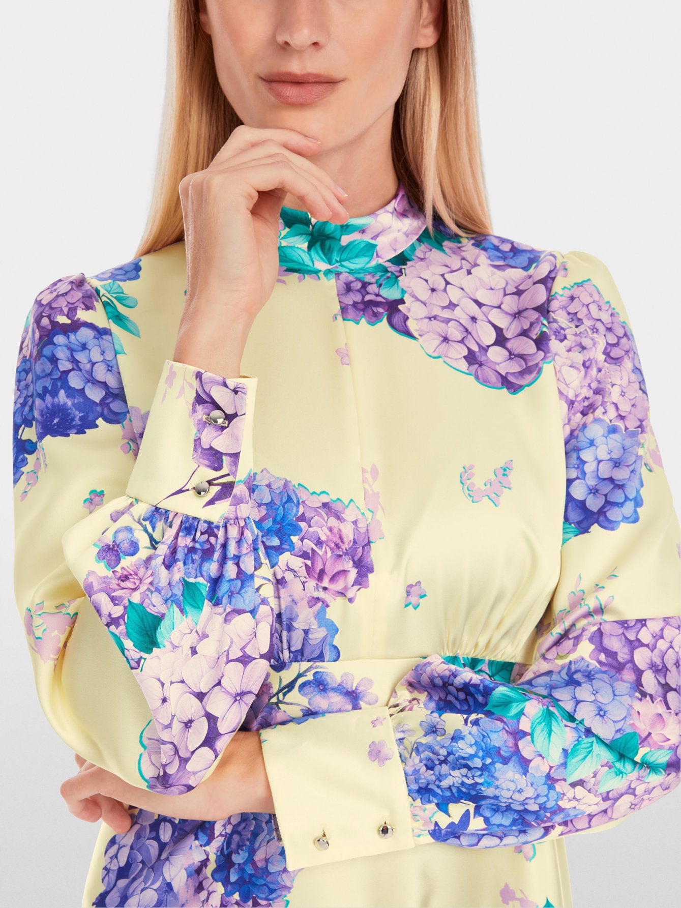 Marc Cain_70S Rethink Together Pussy Bow Dress_YG 21.23 W10_405_03