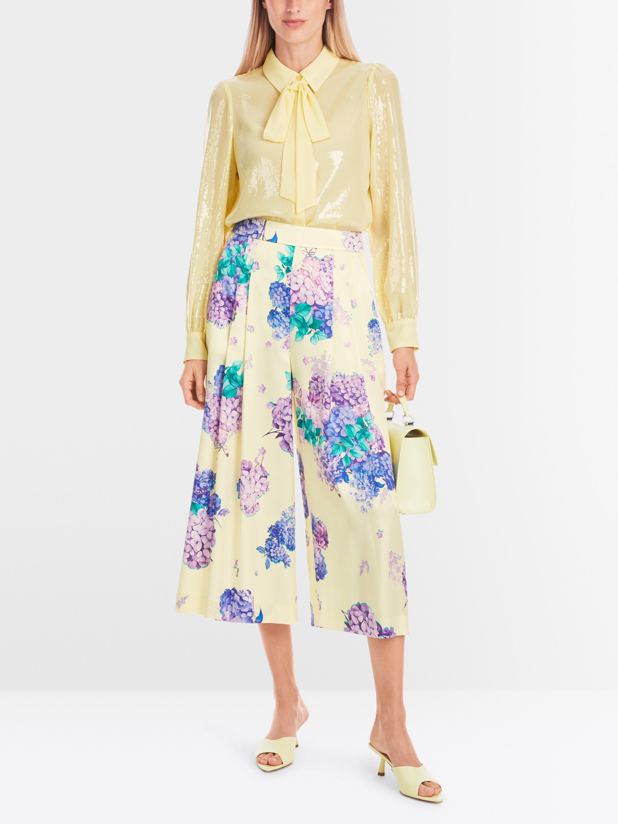 Marc Cain_Plain Sequin Fabric Pussy Bow Blouse_YG 51.12 W15_405_02