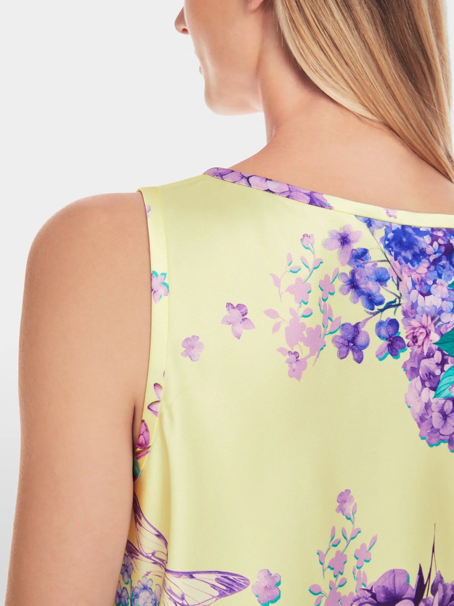 Marc Cain_Rethink Together Satin Top_YG 61.06 W10_405_05