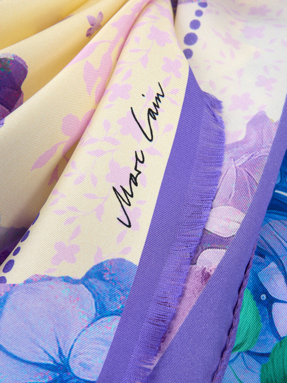 Marc Cain_Airy 100% Silk Scarf_YG B4.01 Z10_405_03