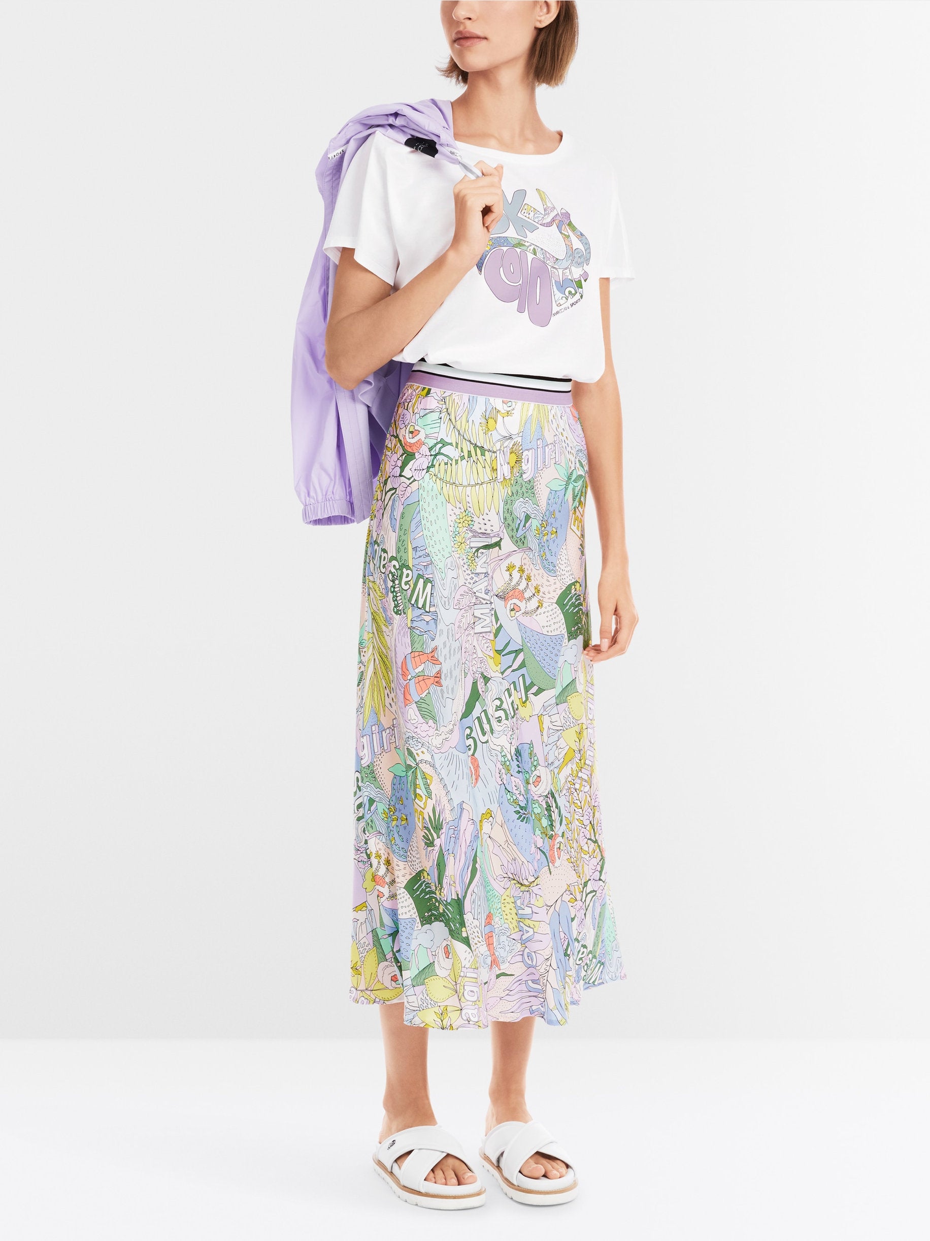 Marc Cain_Rethink Together Rhinestones T-Shirt_YS 48.58 J82_100_02