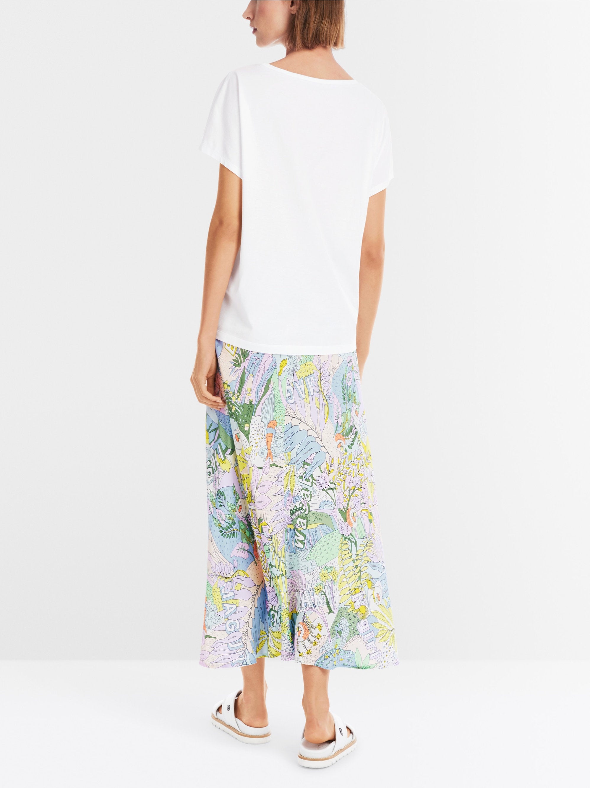 Marc Cain_Rethink Together Rhinestones T-Shirt_YS 48.58 J82_100_03