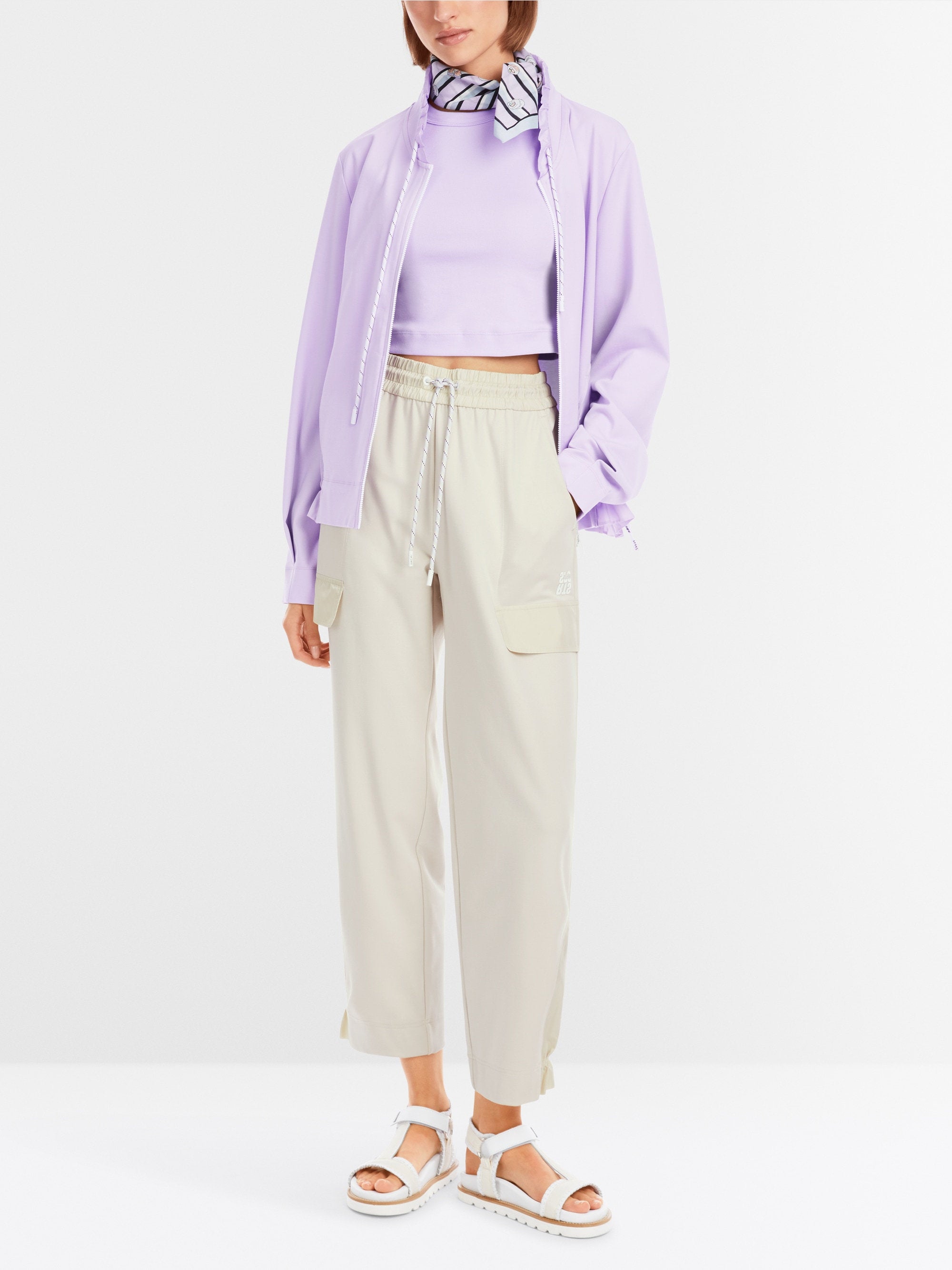 Marc Cain_Roye in The Latest Utility Style_YS 81.67 J54_183_01