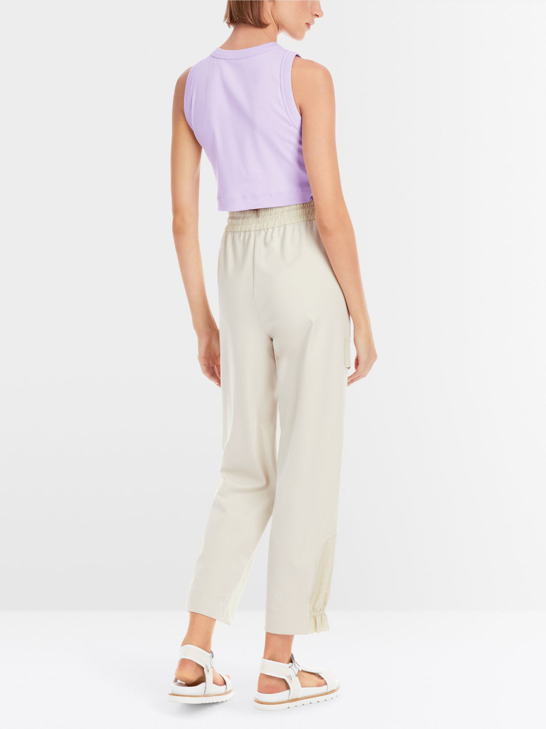 Marc Cain_Roye in The Latest Utility Style_YS 81.67 J54_183_02