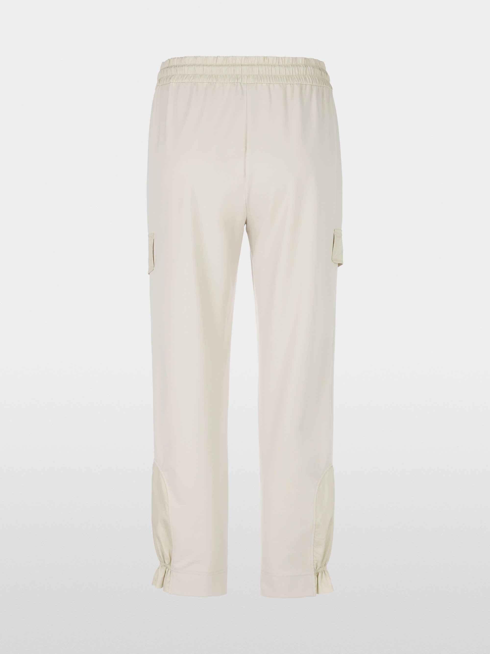 Marc Cain_Roye in The Latest Utility Style_YS 81.67 J54_183_07