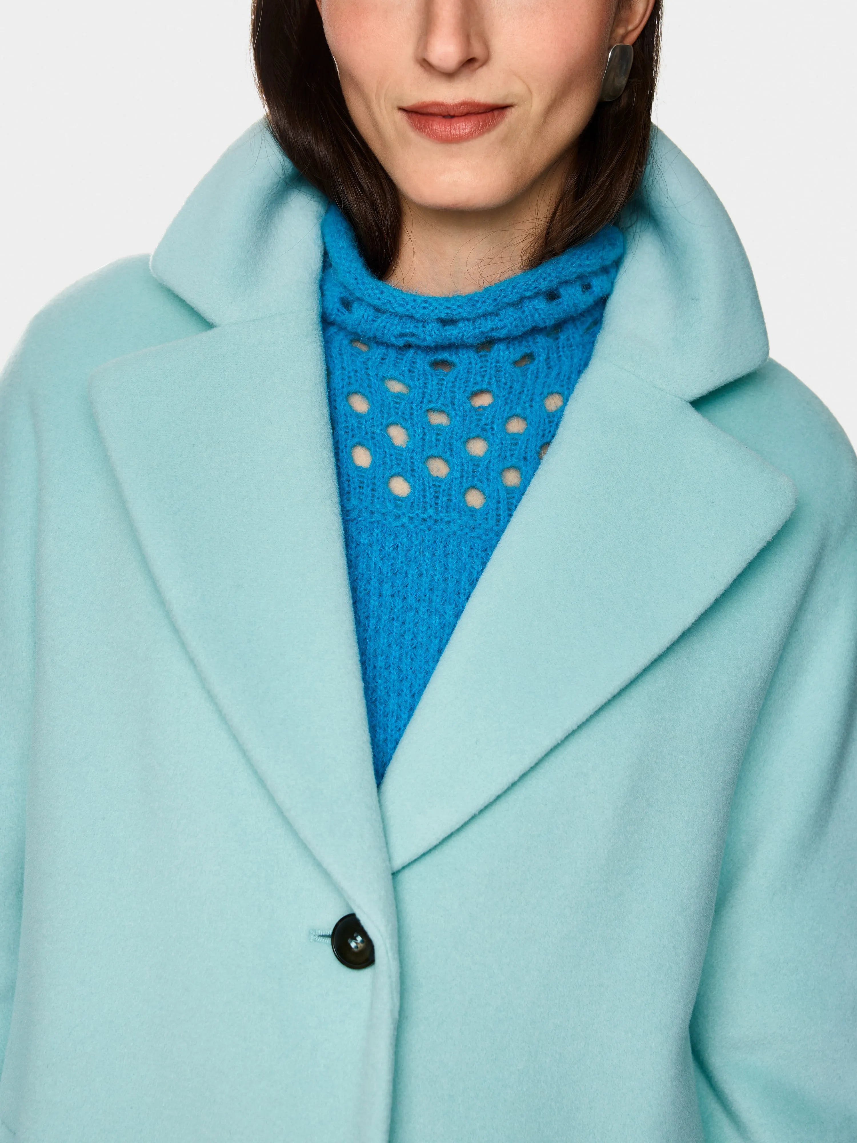 Marccain_Soft Teal_Wide Coat in Alpaca Wool Blend_ZA 11.05 W10_507_03