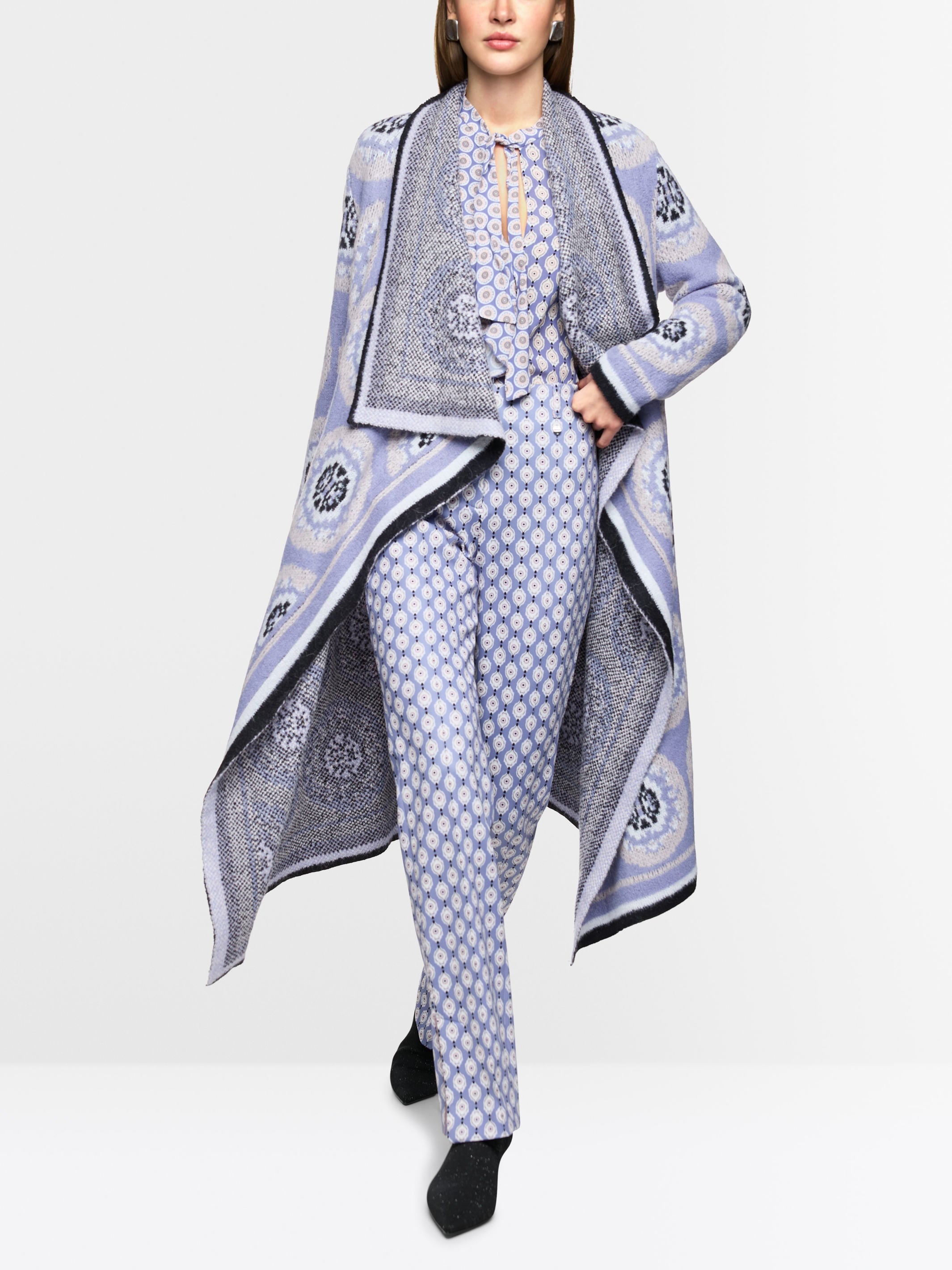 Marc Cain_Bluish Violet_Knitted in Germany Coat_ZC 11.07 M09_774_06