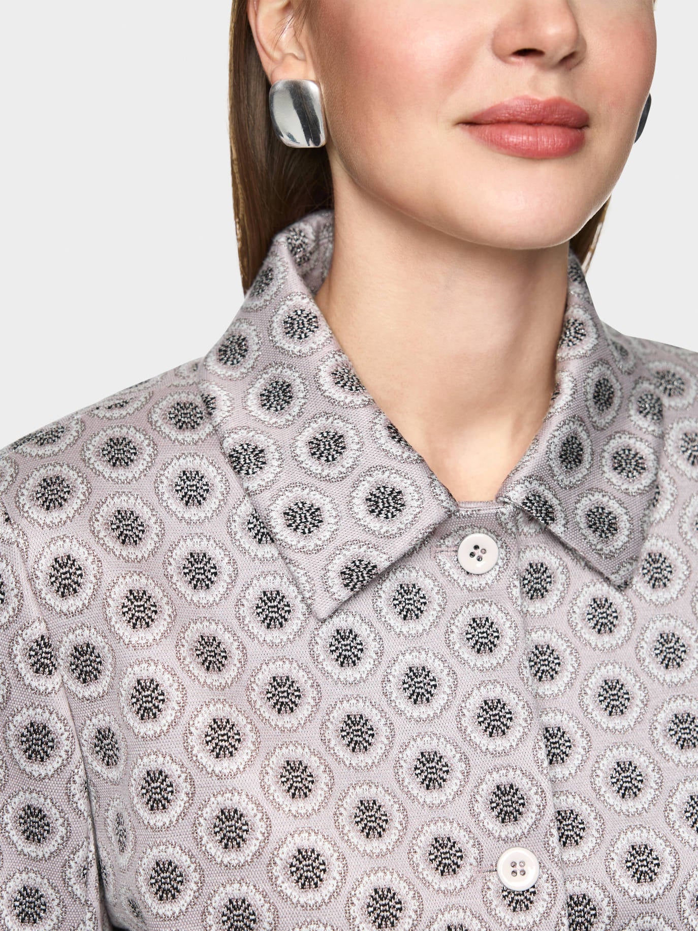 Marc Cain_Light Desert Taupe_Box Jacket with Waist Belt_ZC 31.10 J07_702_04