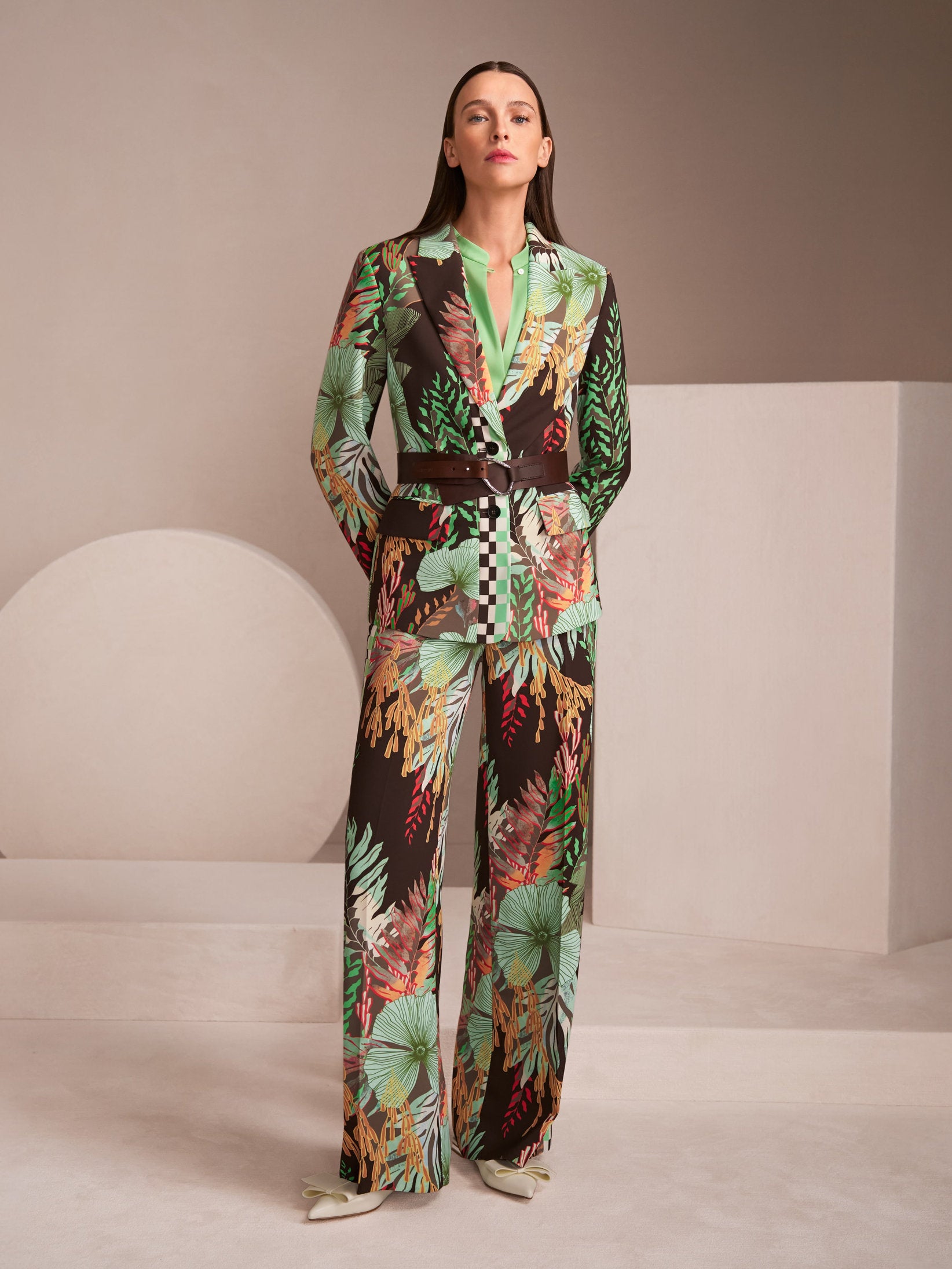 Marc Main_Blazer with Floral Print_ZC 34.05 W02_699_07