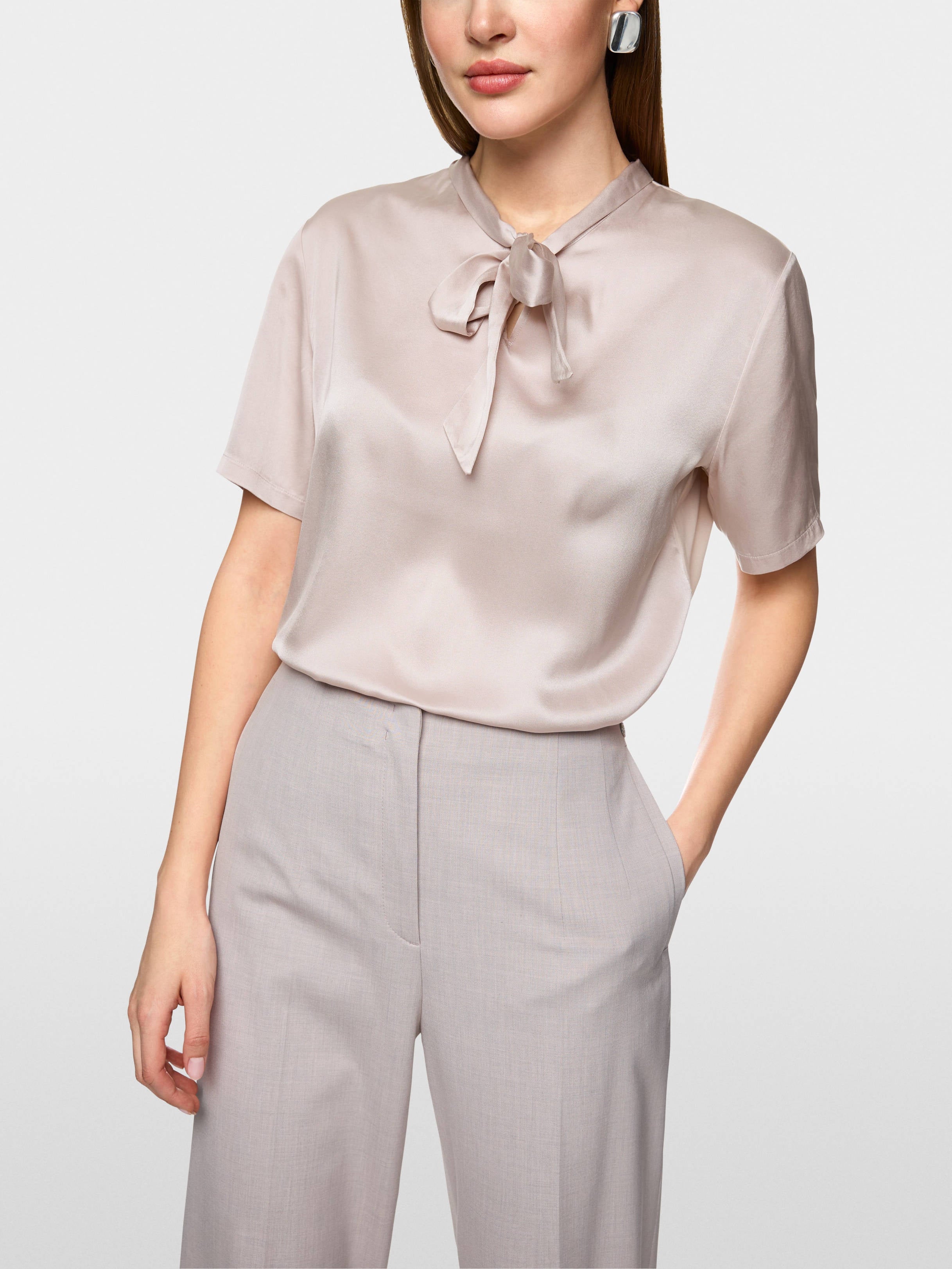 Marc Cain_Light Desert Taupe_Blouse Shirt with Bow_ZC 55.01 J15_702_01