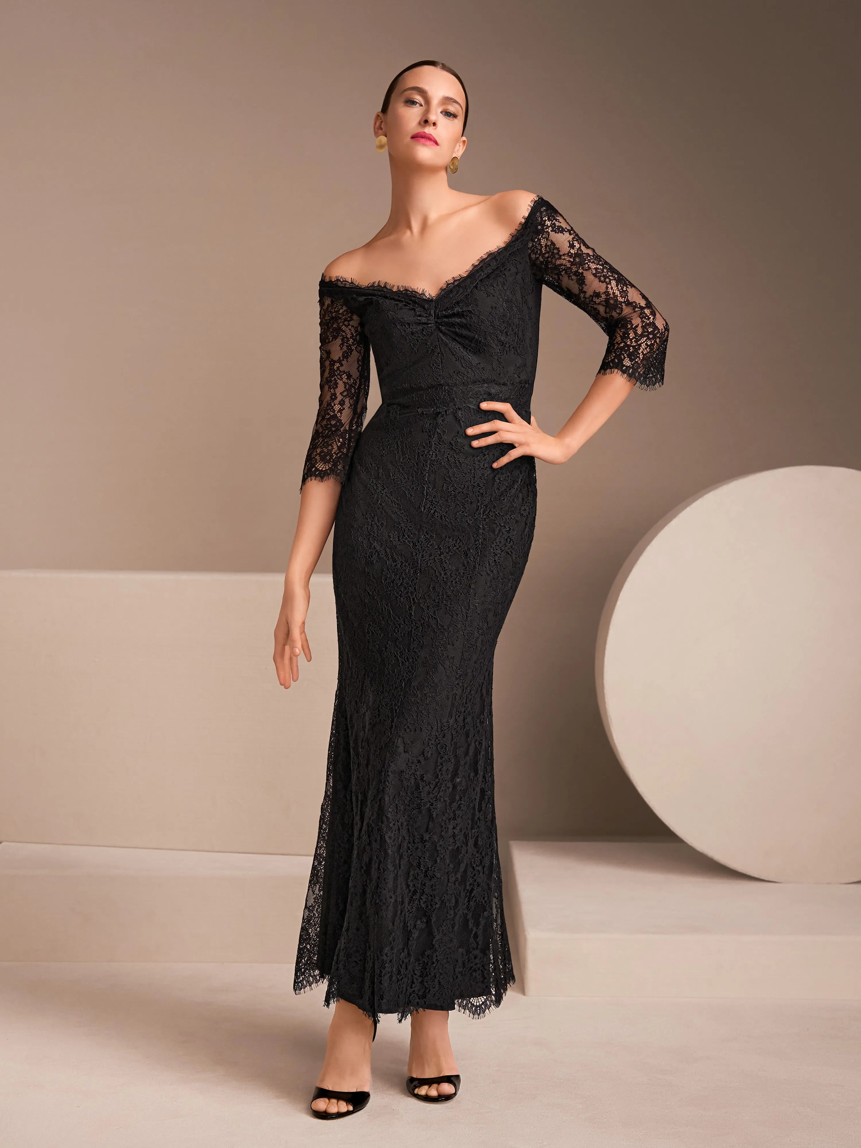 Marc Cain_Black_Elegant Maxi Dress with Lace_ZG 21.25 W17_900_09