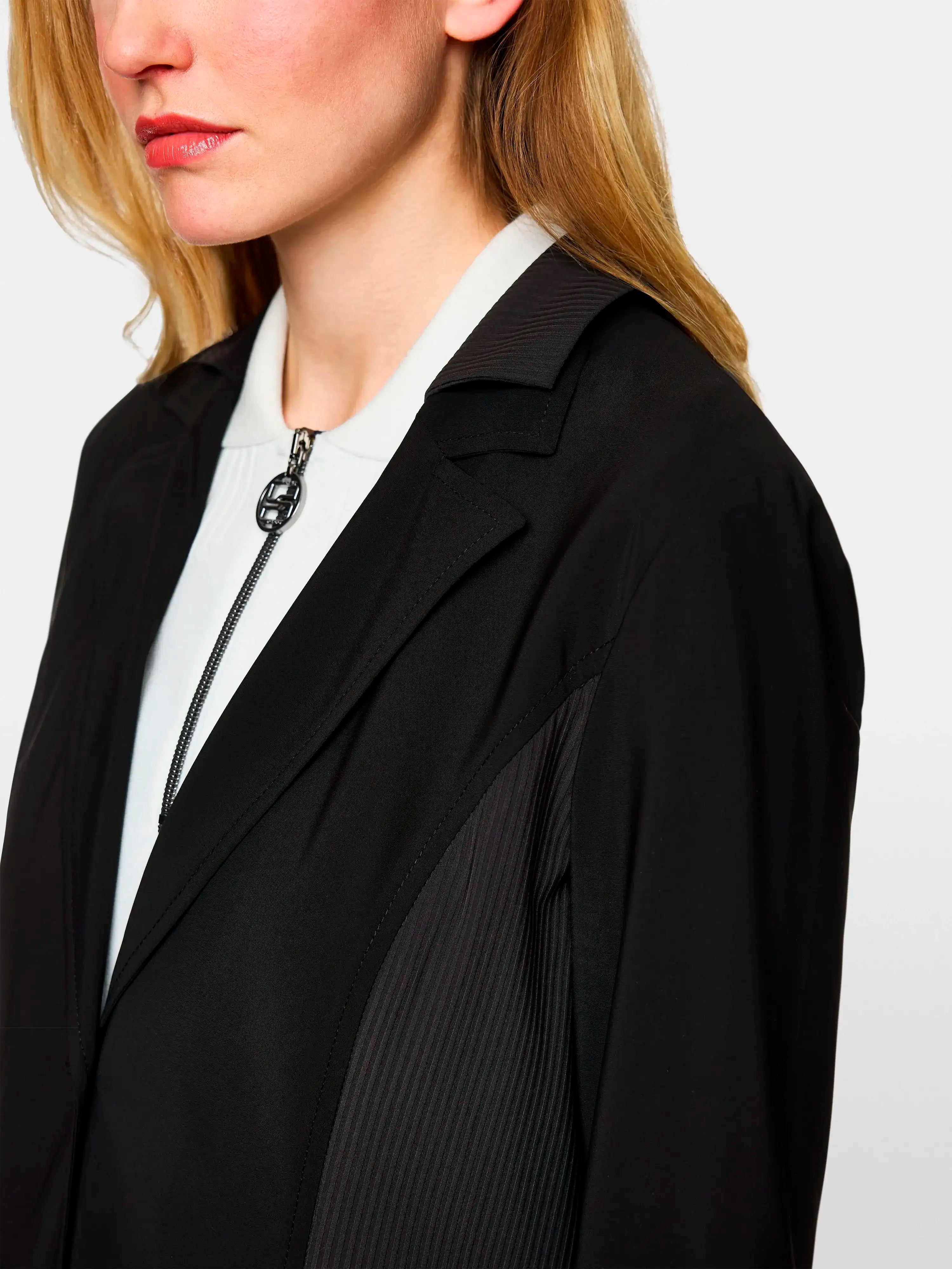 Marc Cain_Black_Rethink Together Lightweight Blazer_ZS 34.03 J40_900_03