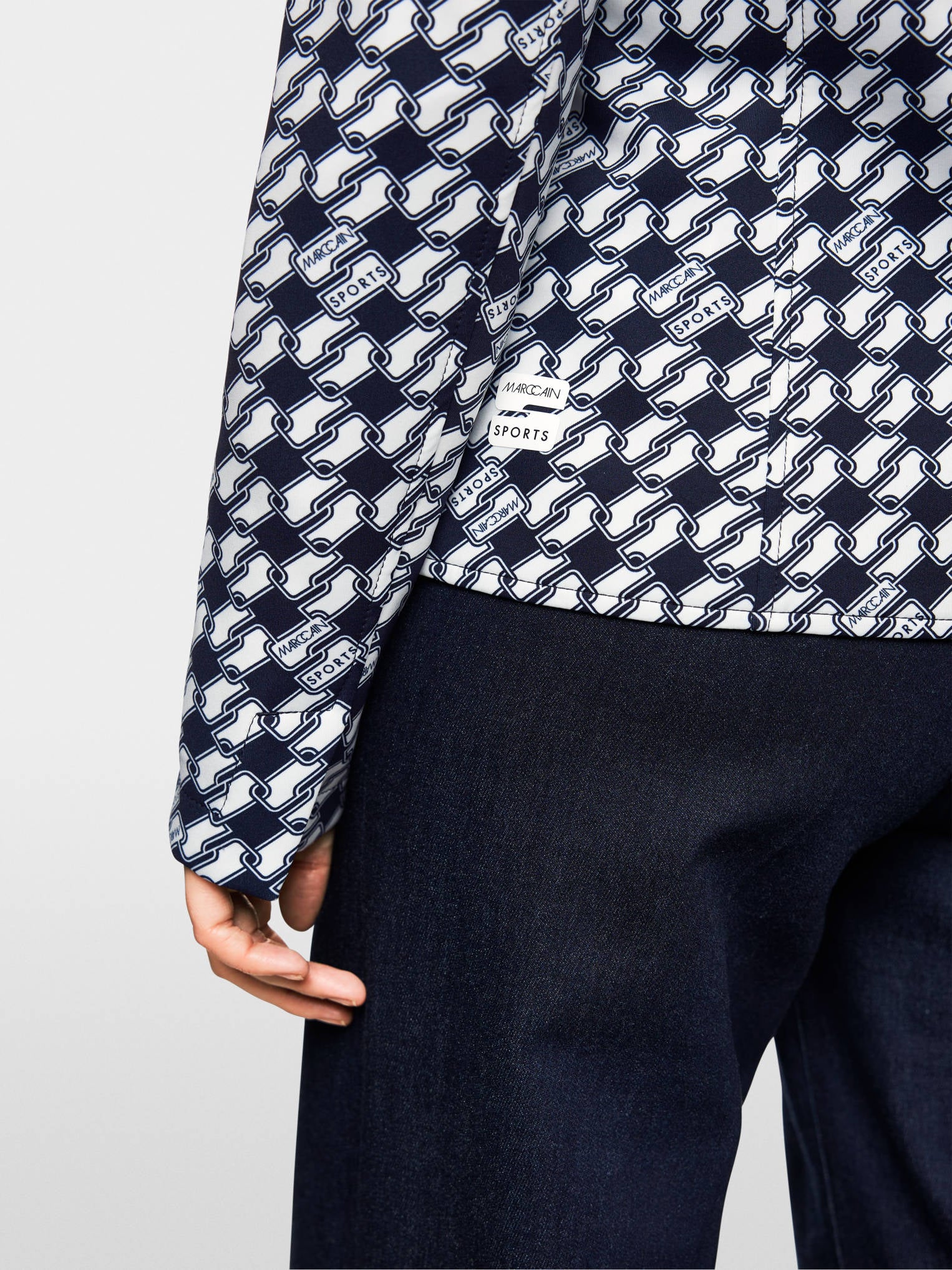 Marc Cain_Navy_Printed Blazer_ZS 34.08 J07_394_05