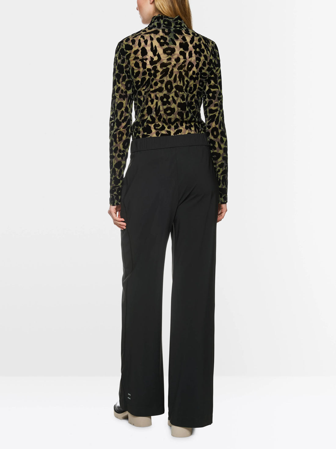 Marc Cain_Black_WEDI Rethink Together Slip-On Trousers_ZS 81.20 J40_900_02