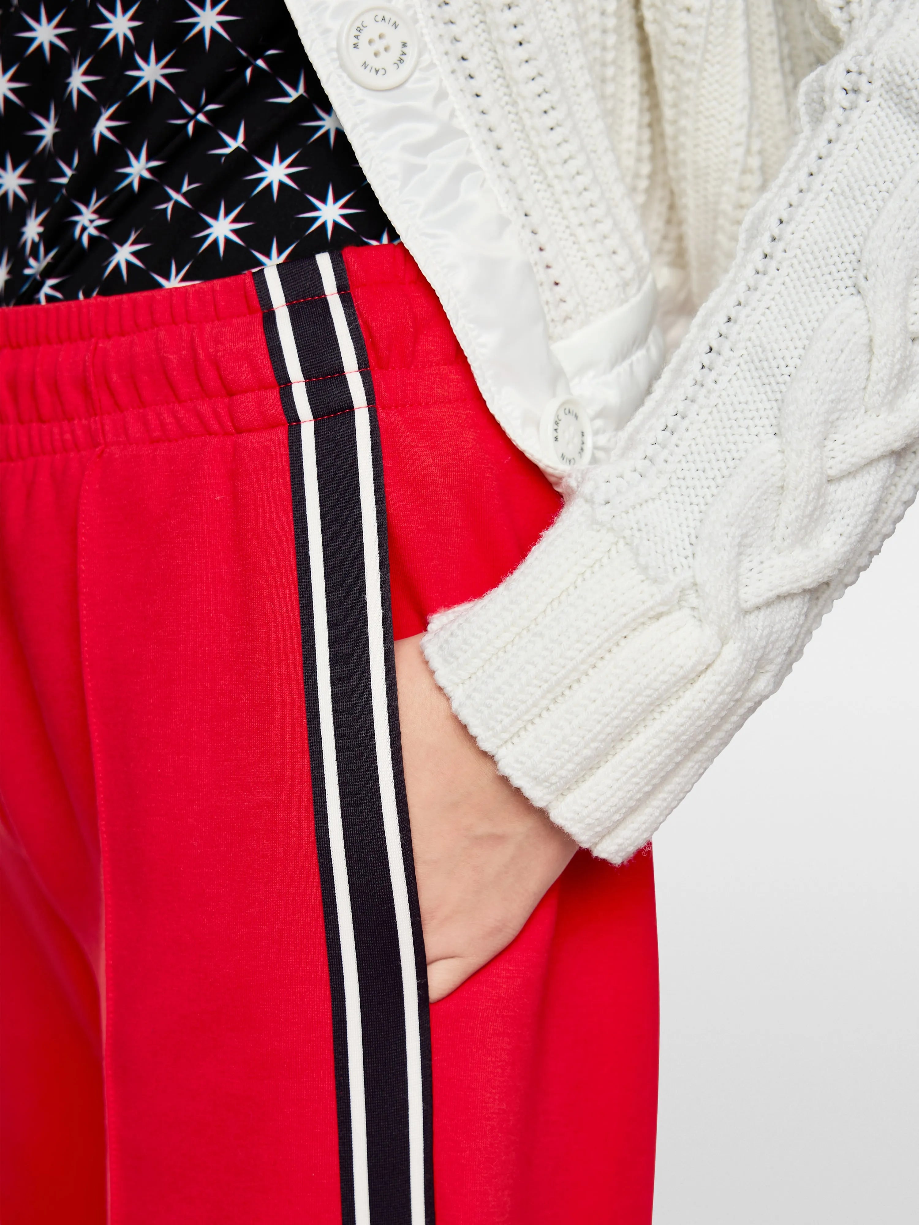Marccain_Milk Coffee_WASHINGTON Wide Cut Trousers_ZS 81.47 J09_624_03