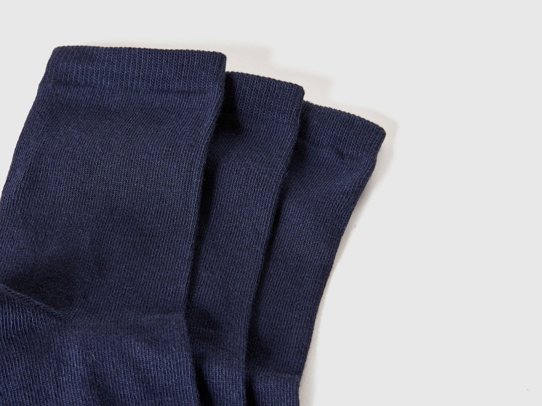 Isolated pair of men&