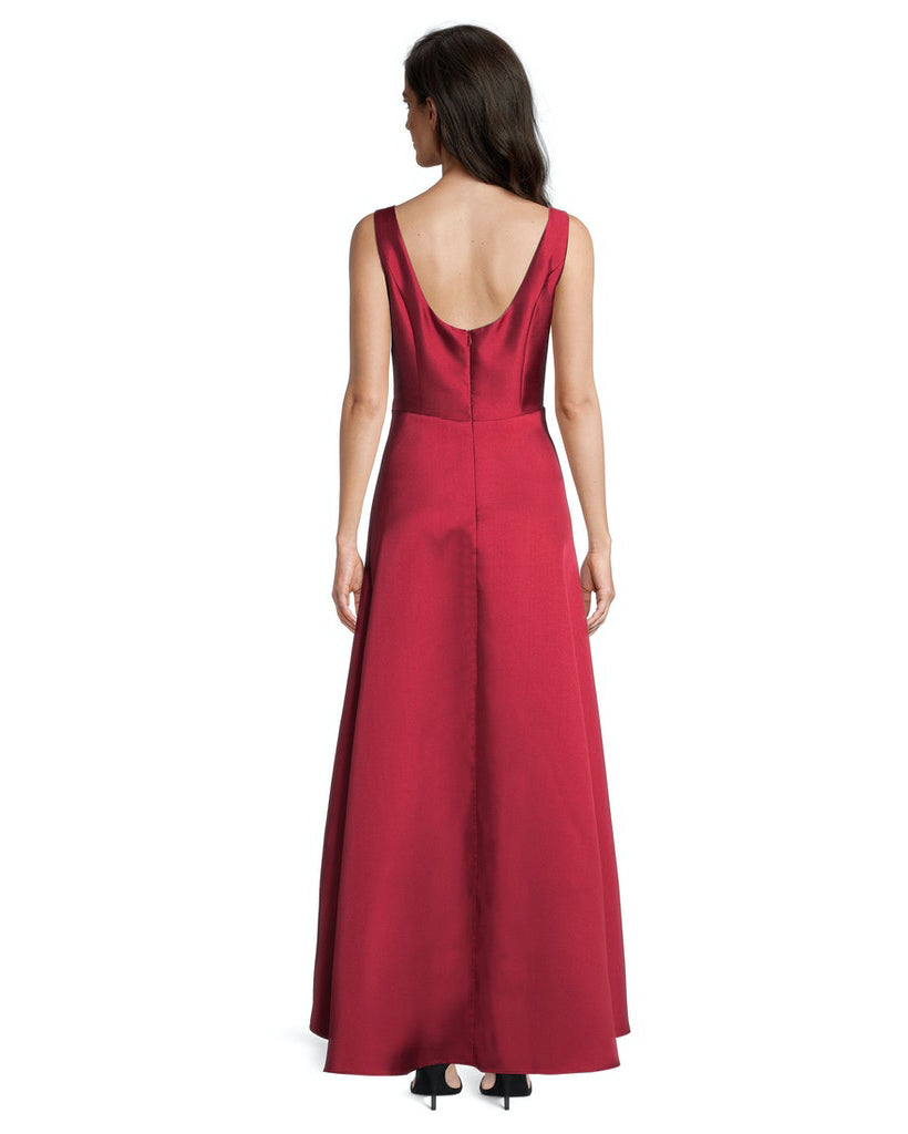 Red Dress Long Without Sleeve Vera Mont