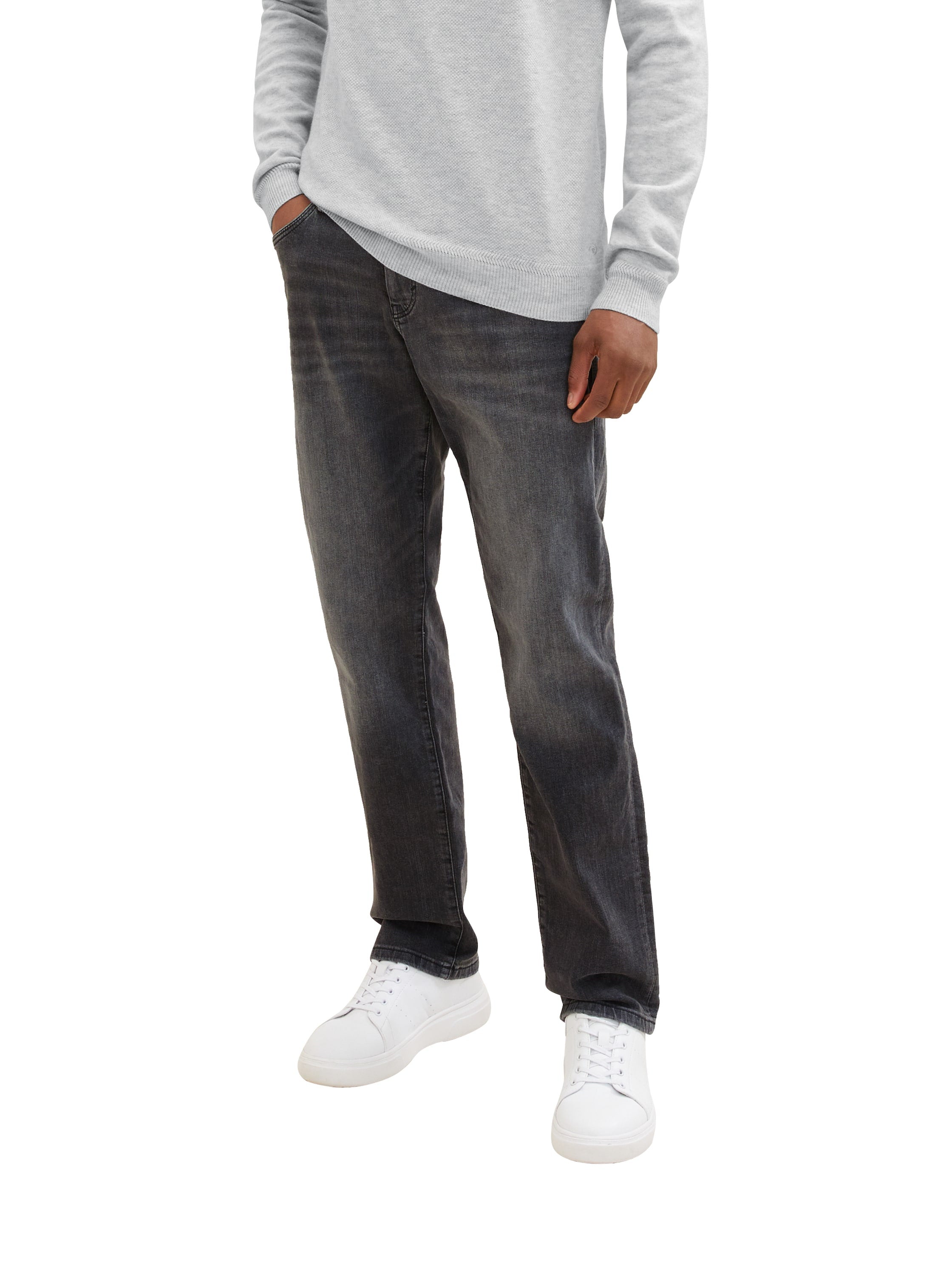 Standard Loose Fit Jeans_1035877_10233_02