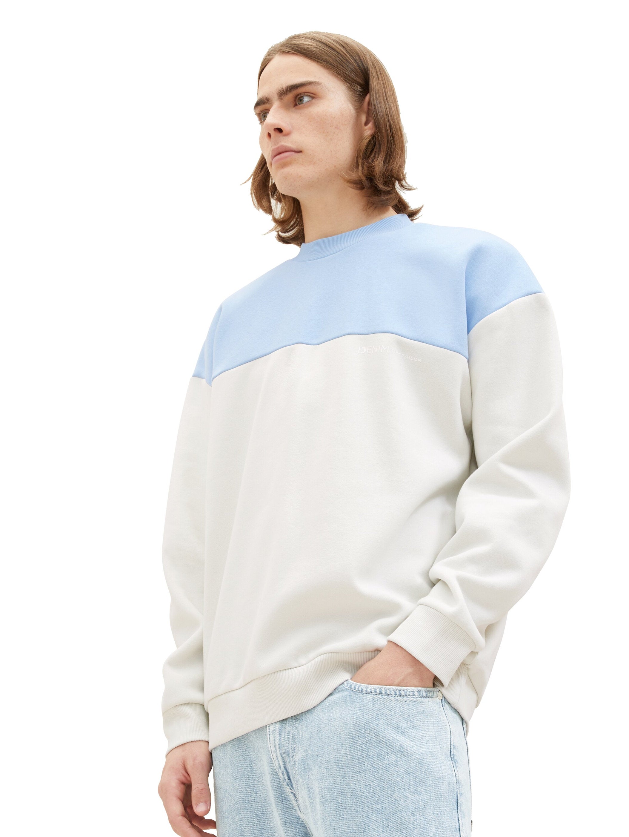 Relaxed Colorblock Sweater_1037601_32244_02