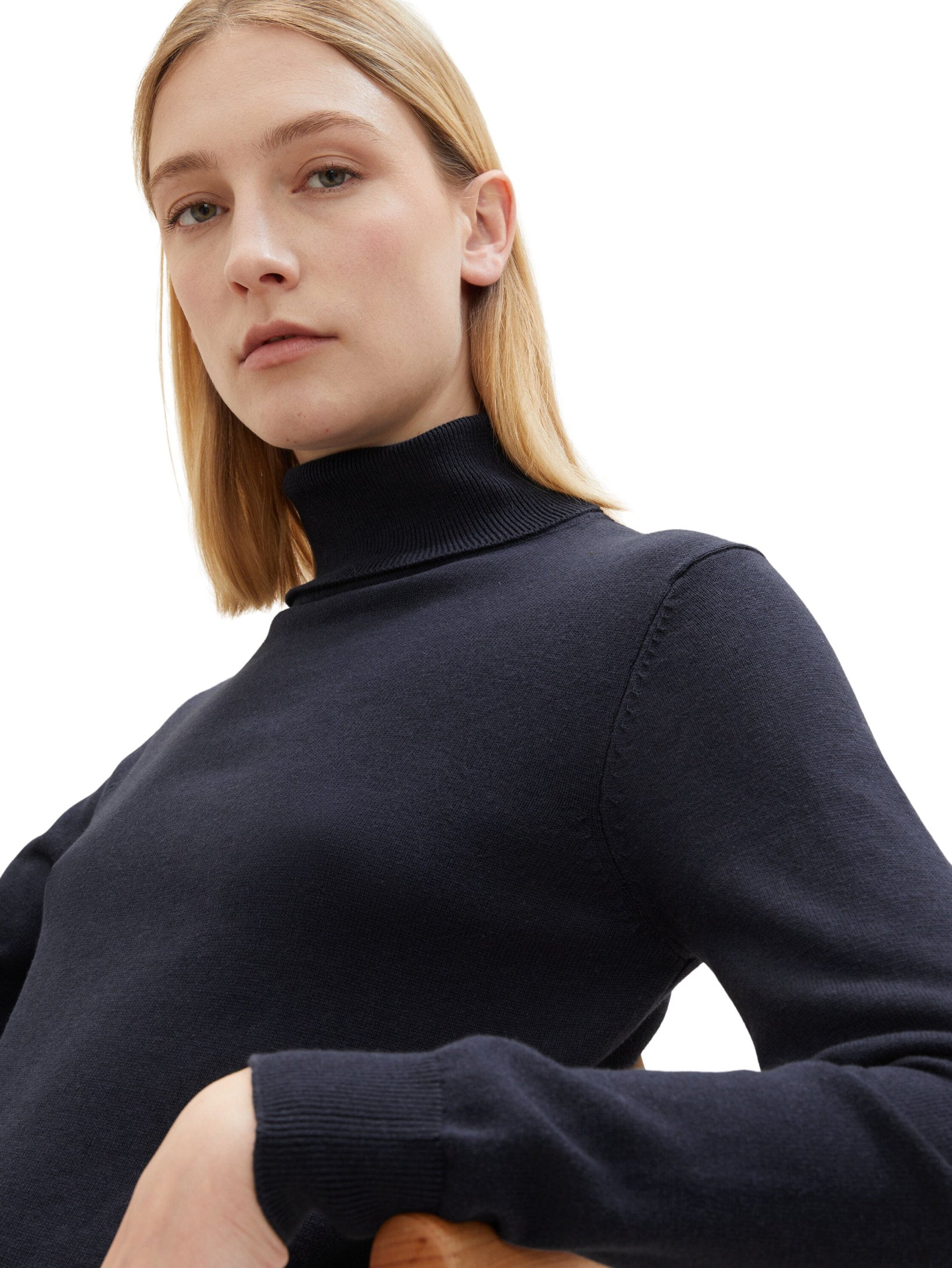 Knit Basic Turtleneck_1037746_10668_06