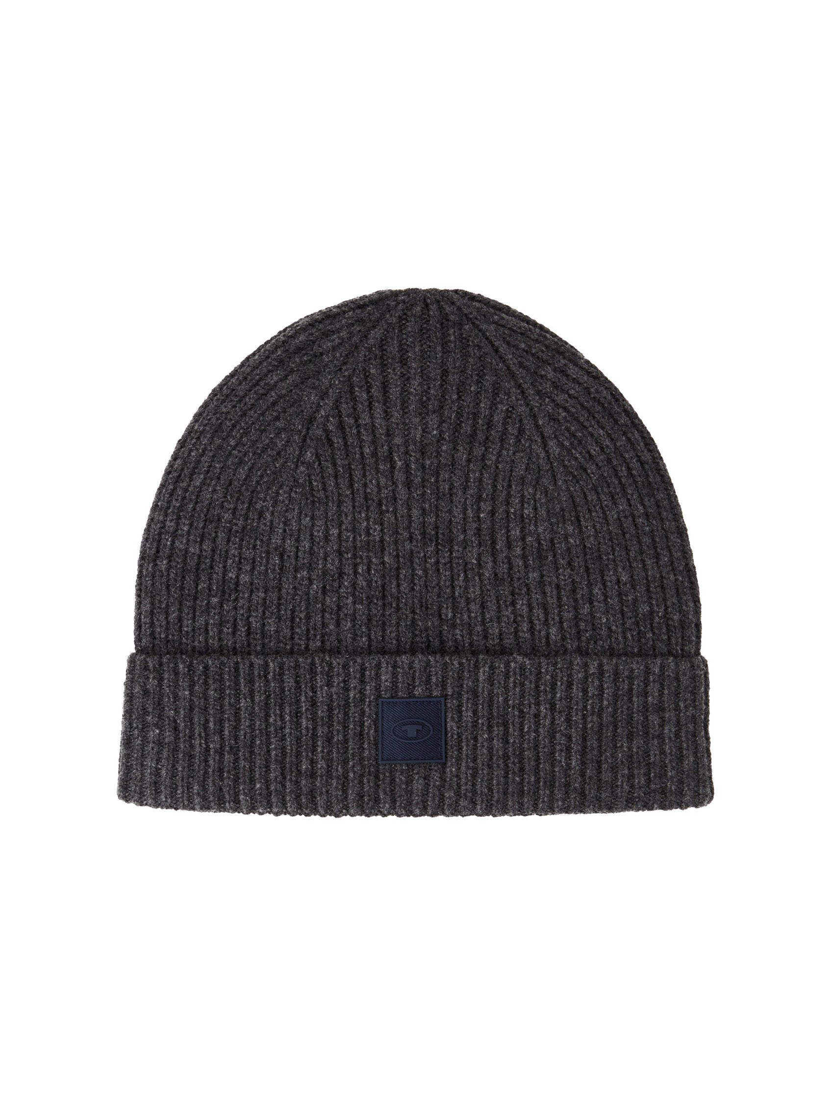 Knitted Wool Beanie_1038514_10617_01
