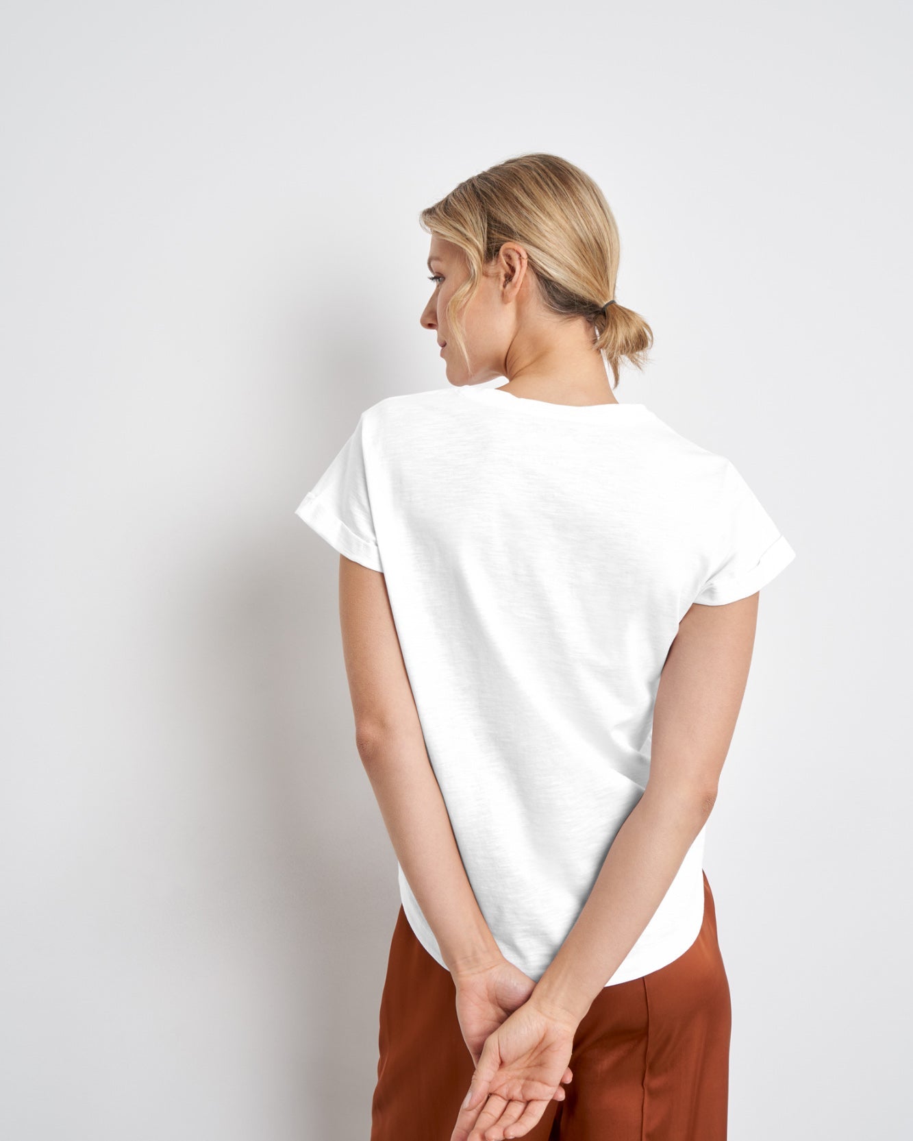 White T-Shirt 1/2 Sleeve Taifun