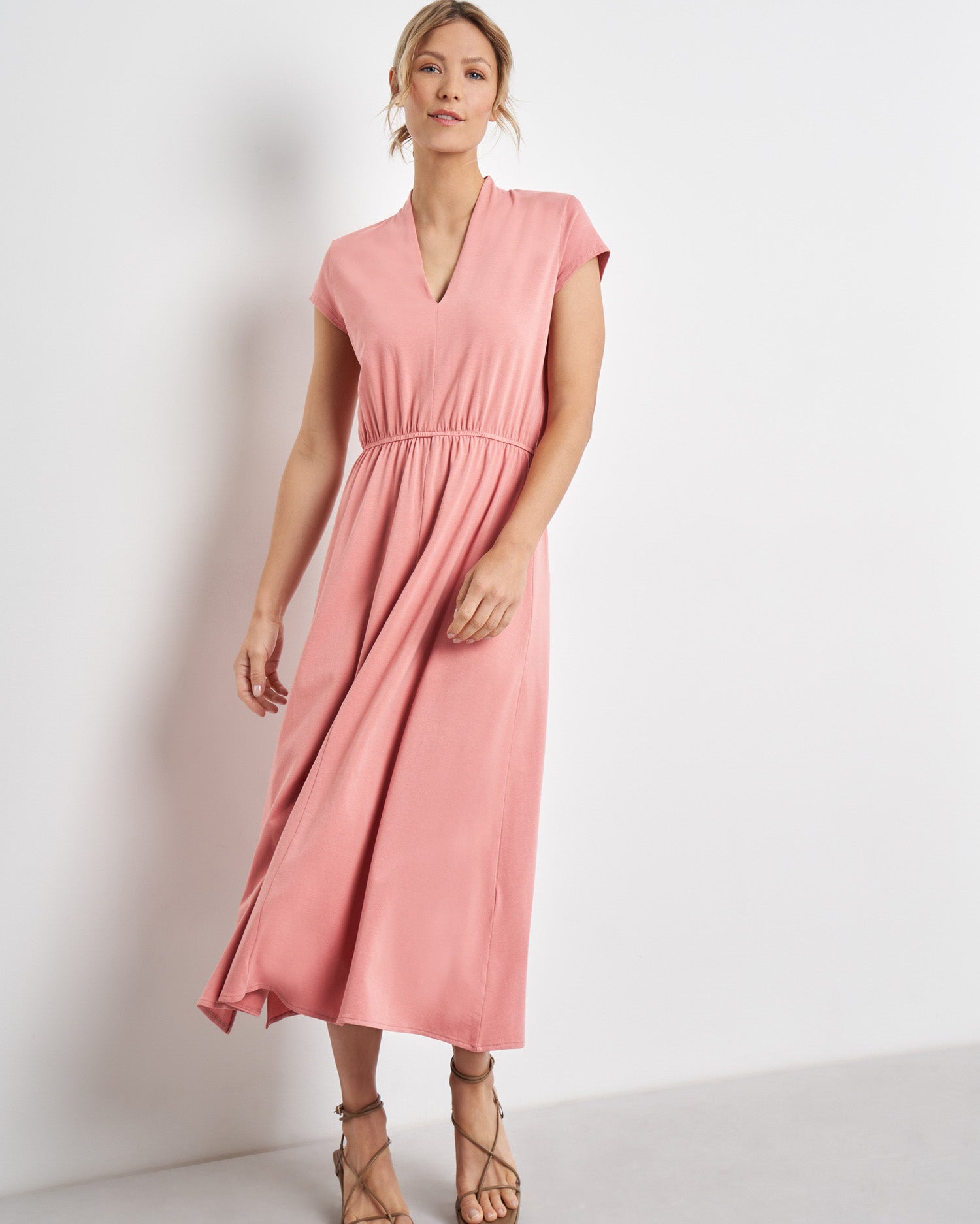Pink Dress Taifun