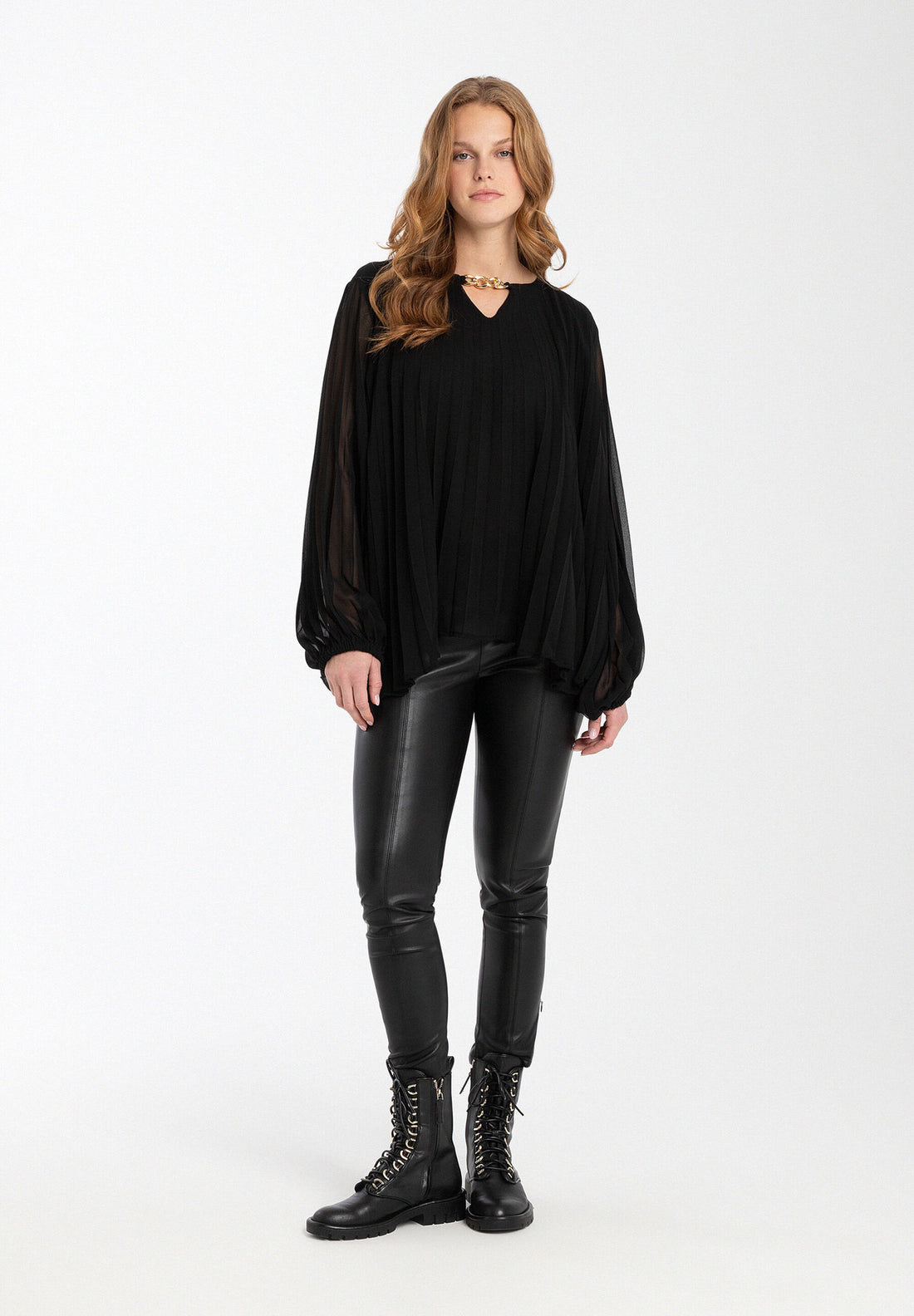 Black Pleated Blouse_31652090_0790_02