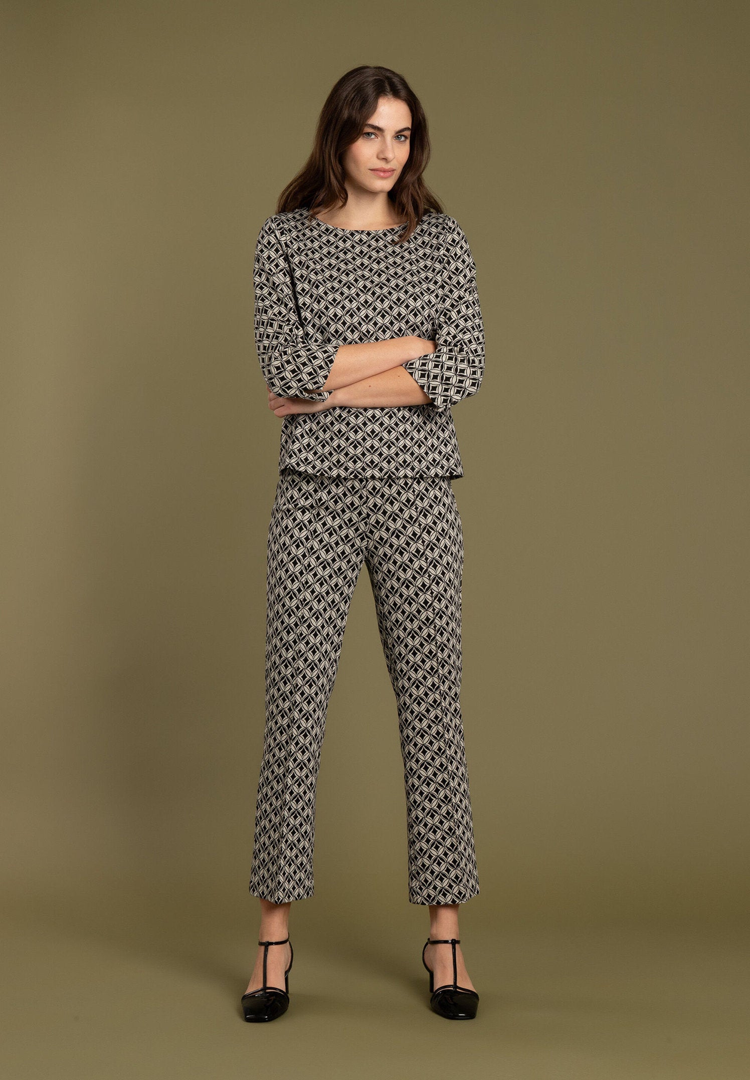 Black/Ecru Jersey Top_41010203_3036_03