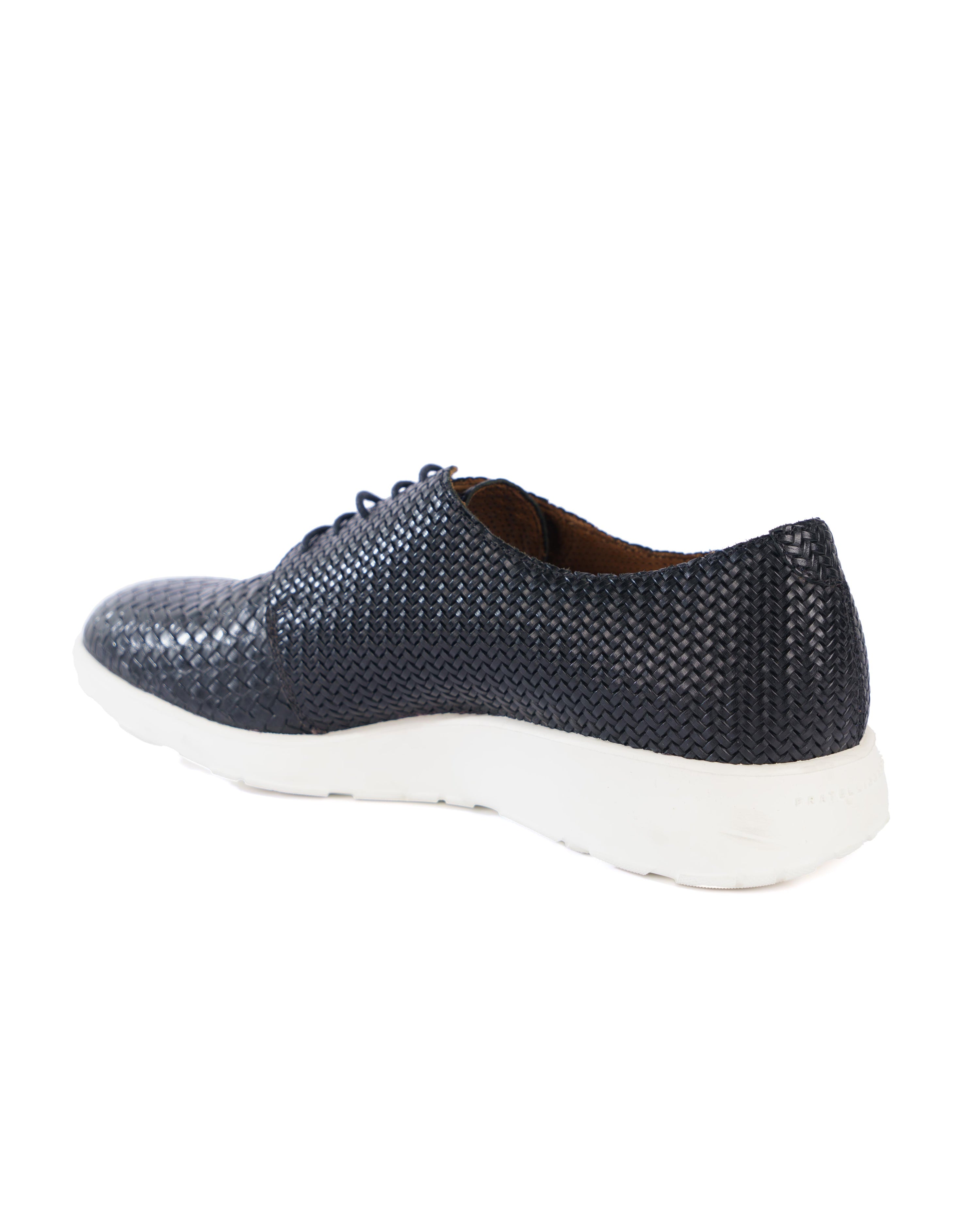 Black Sneaker Shoes - BEVAVA