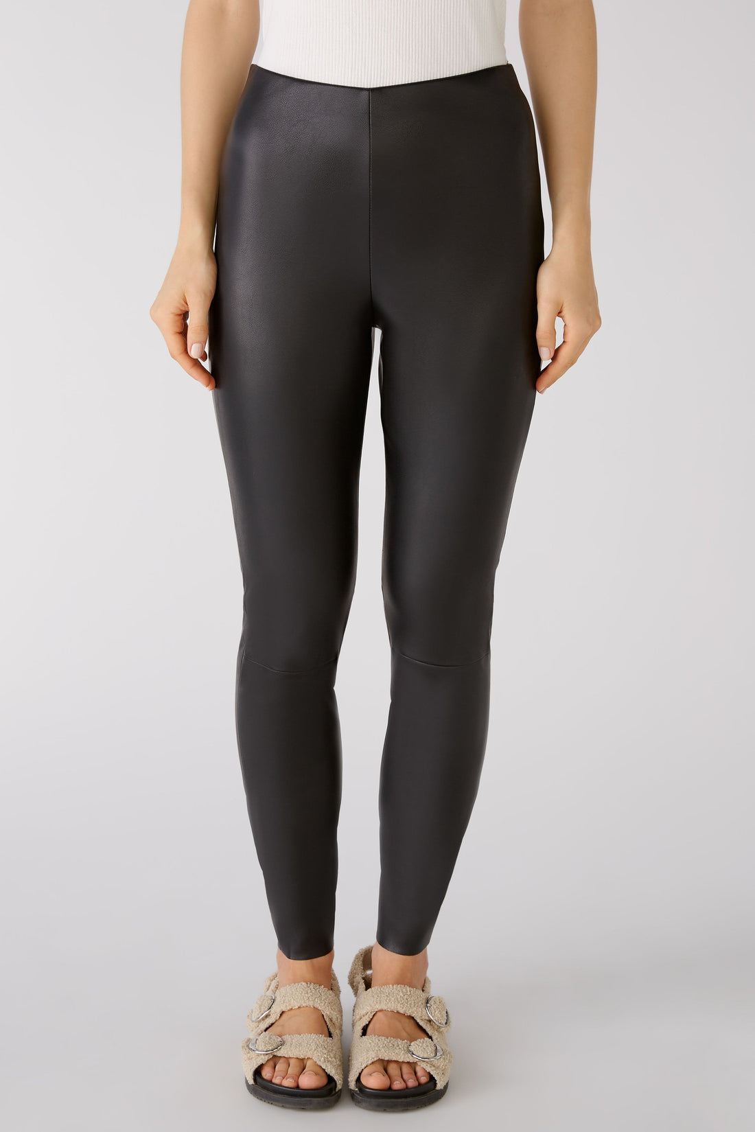 Chasey Leggings In Leather Look_80039_9990_02