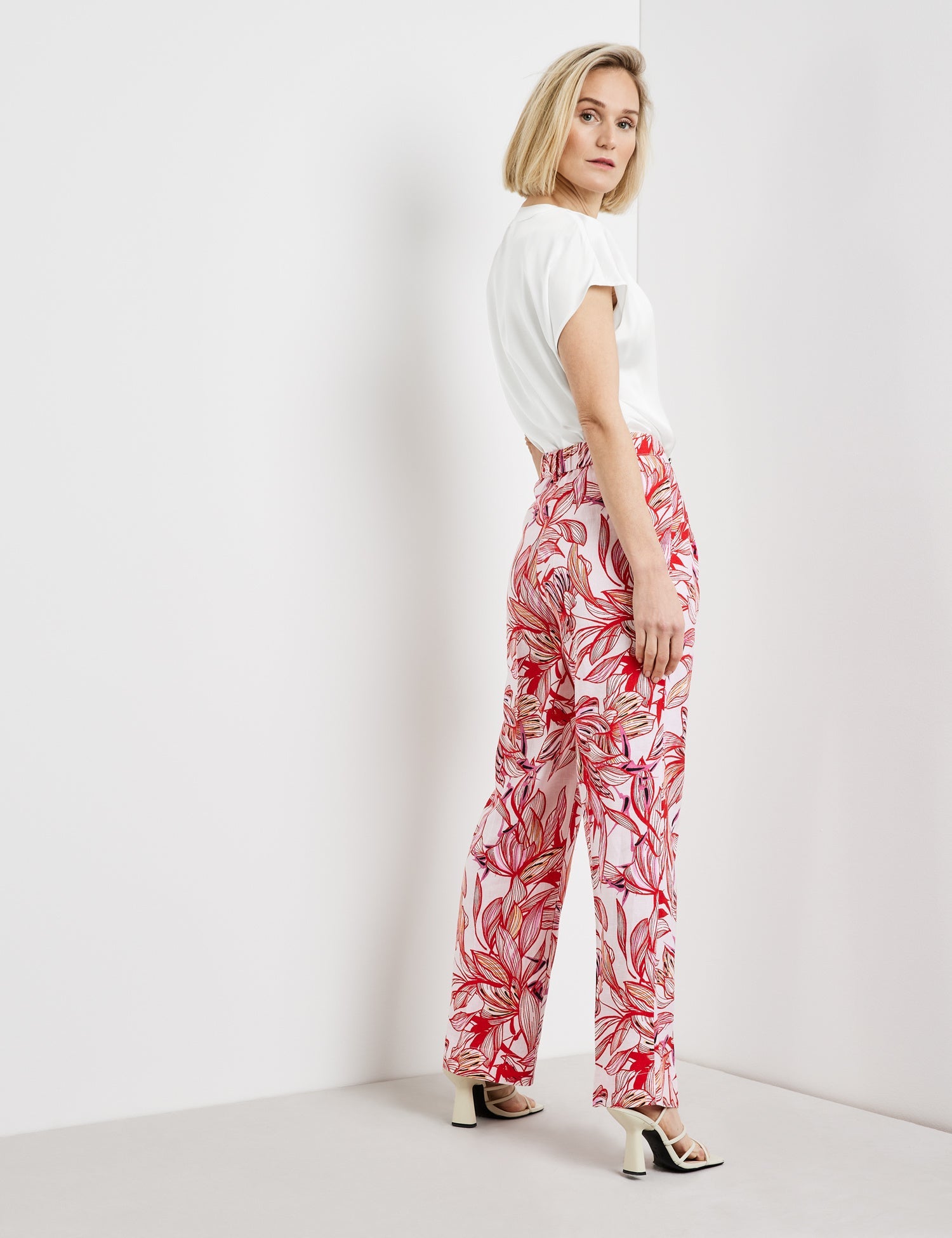 Patterned Linen Trousers With A Wide Leg Gerry Weber