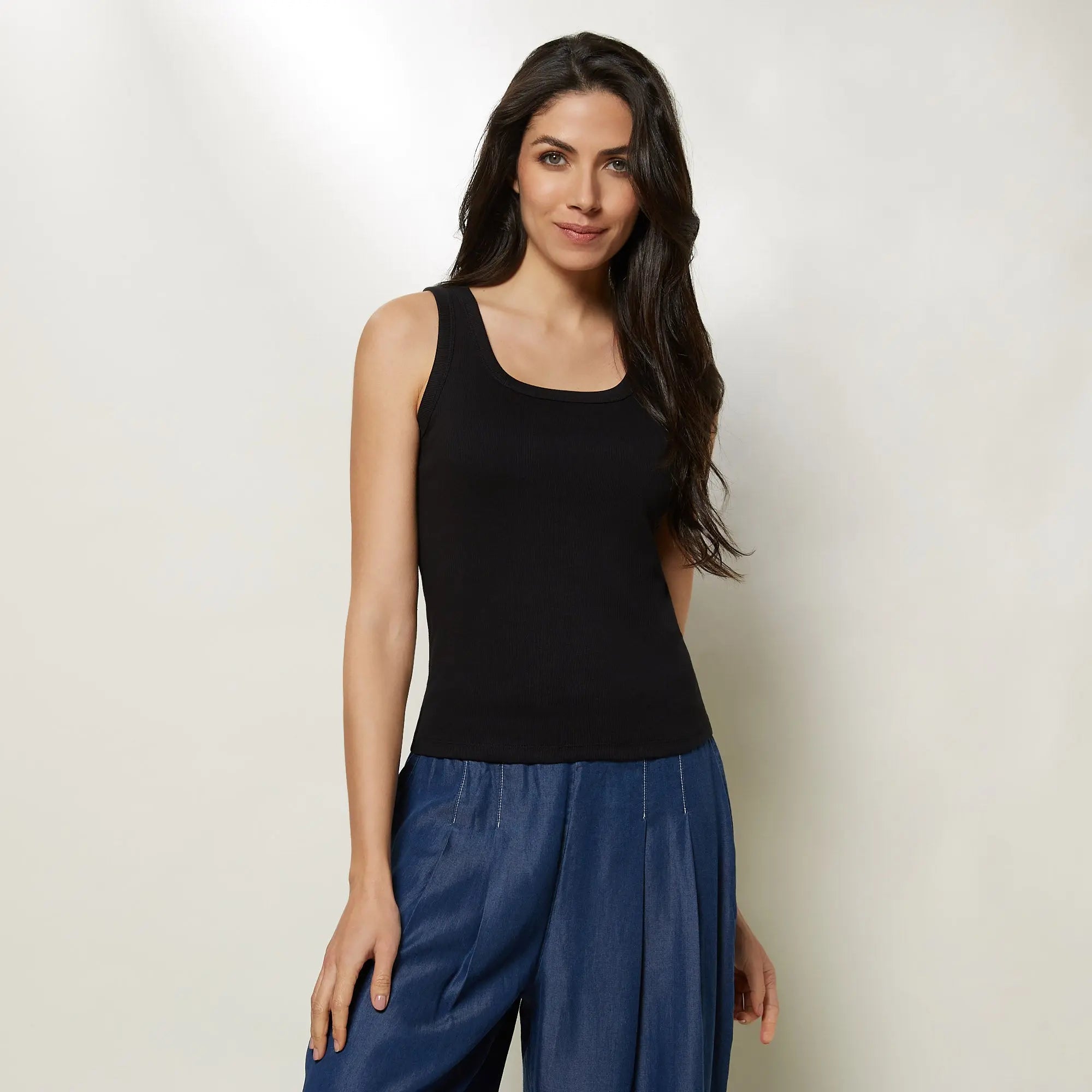 Black Tank Top - BEVAVA