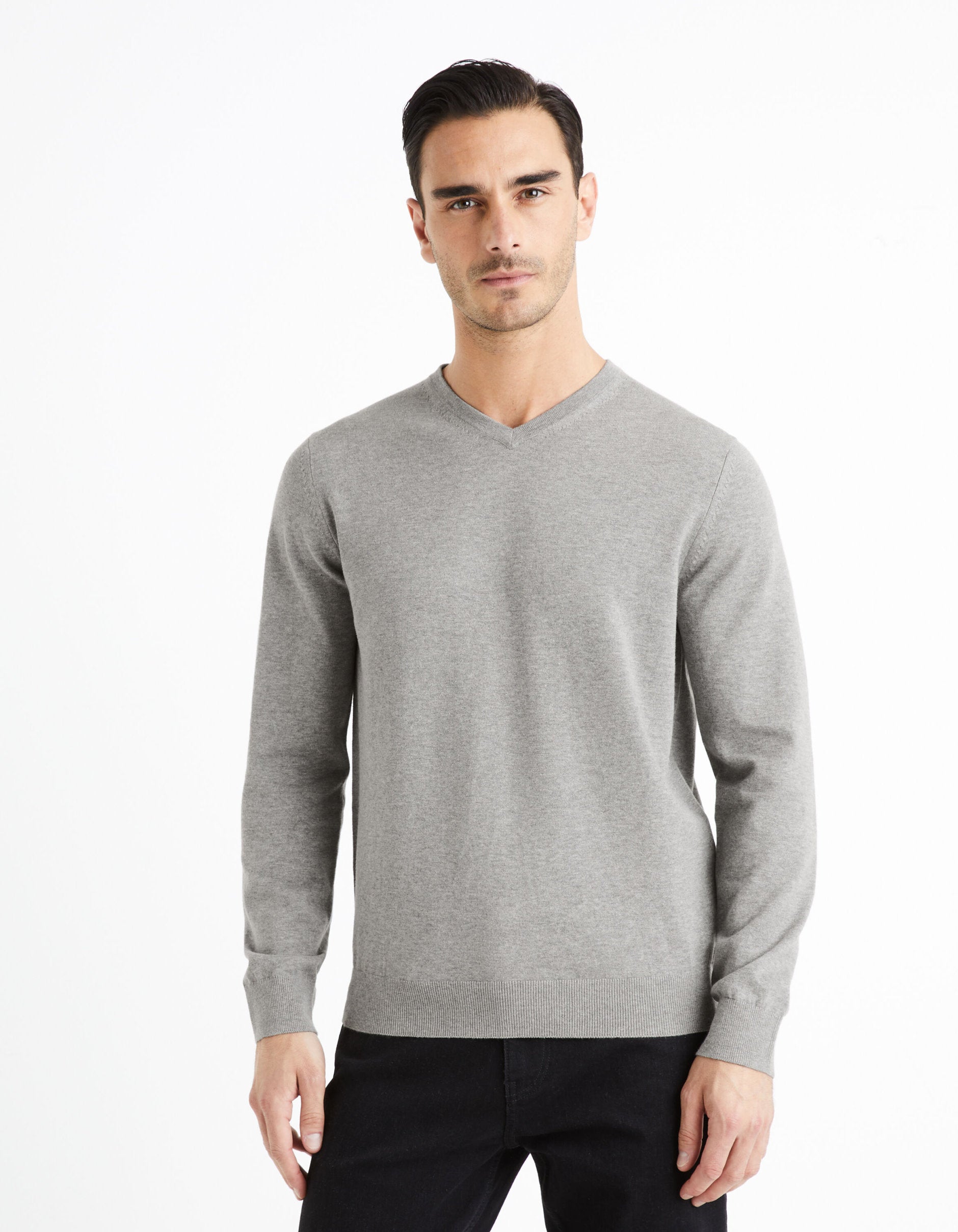 100% Cotton V-Neck Sweater - Heather Grey_DECOTON_GREY MEL_03