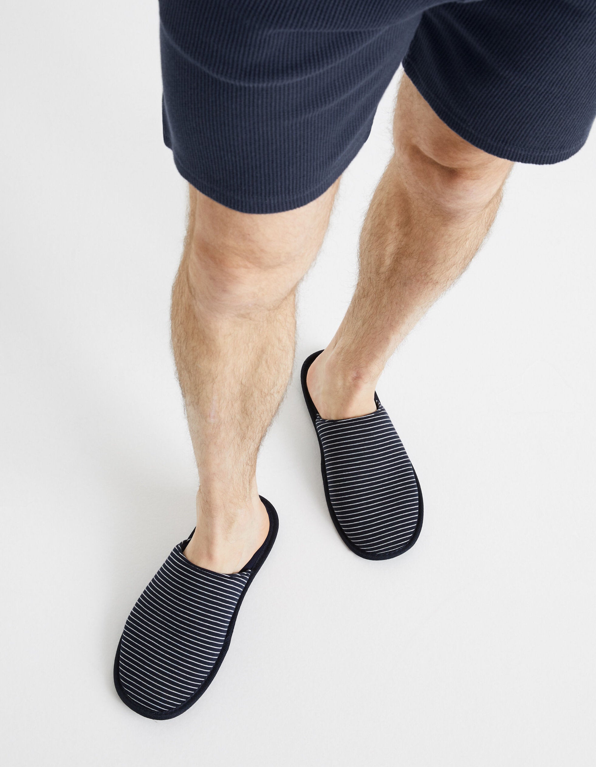 Slippers - Grey_DYSLIHOME_NAVY_01