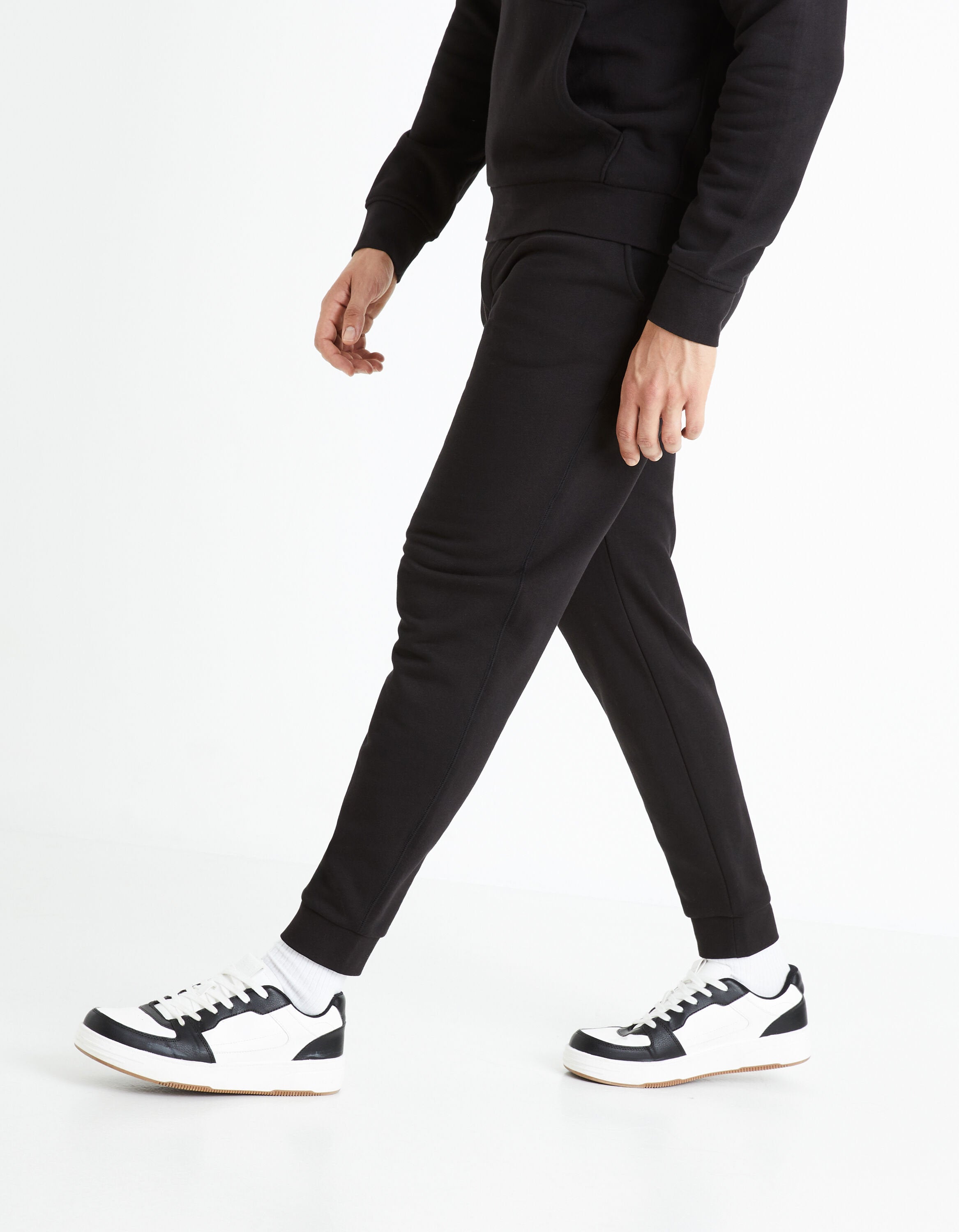 100% Cotton Jogging Pants_FOJOGGIE_BLACK_05