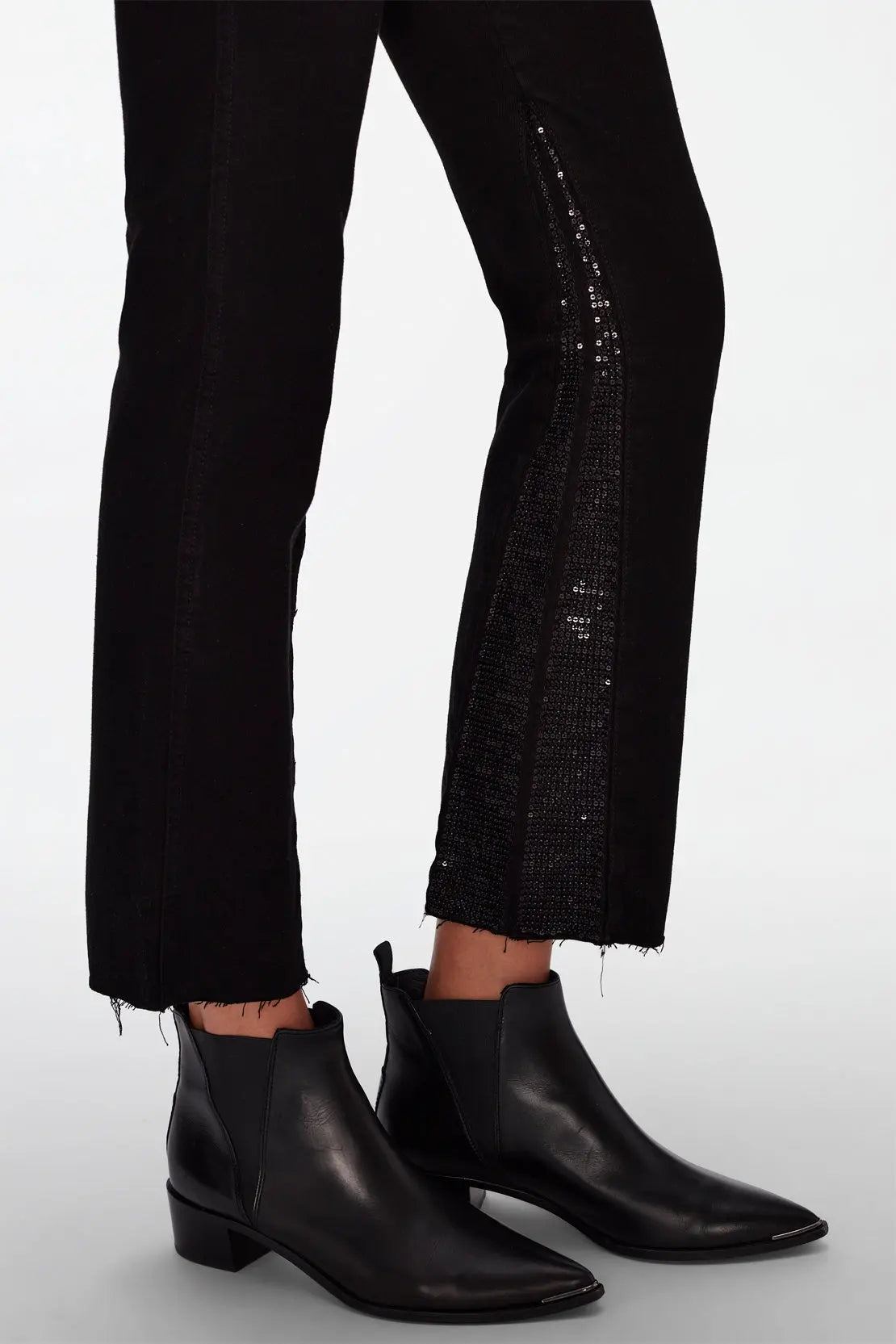 Hw Slim Kick Diva With Inserted Sequins - BEVAVA