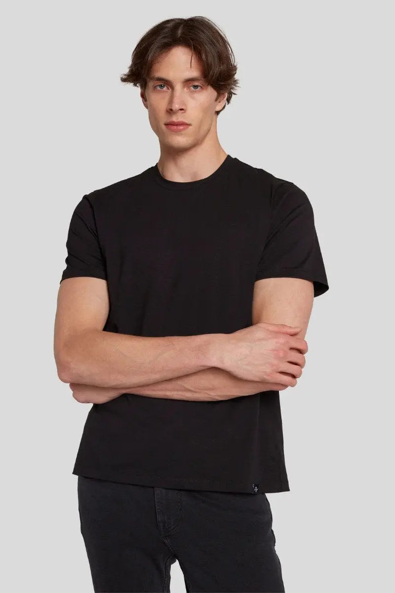 T-Shirt Luxe Performance Black_JSIM2370BK_BK_03
