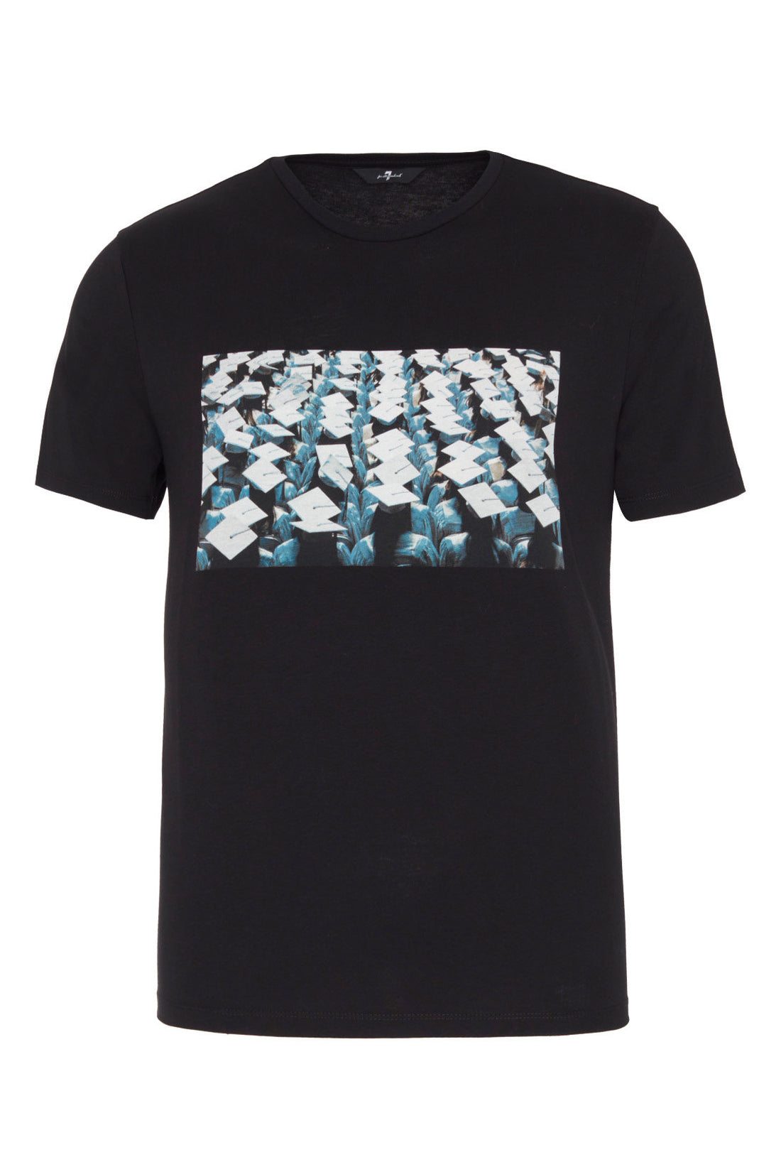 Photographic Tee Graduation Black_JSLM332PGR_GR_01