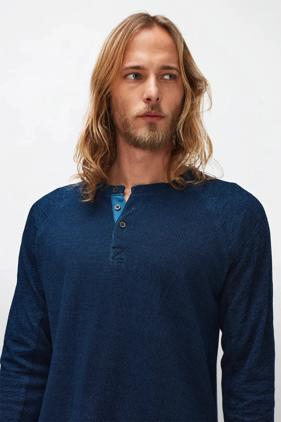 Henley Tee Cotton Textured Indigo - BEVAVA