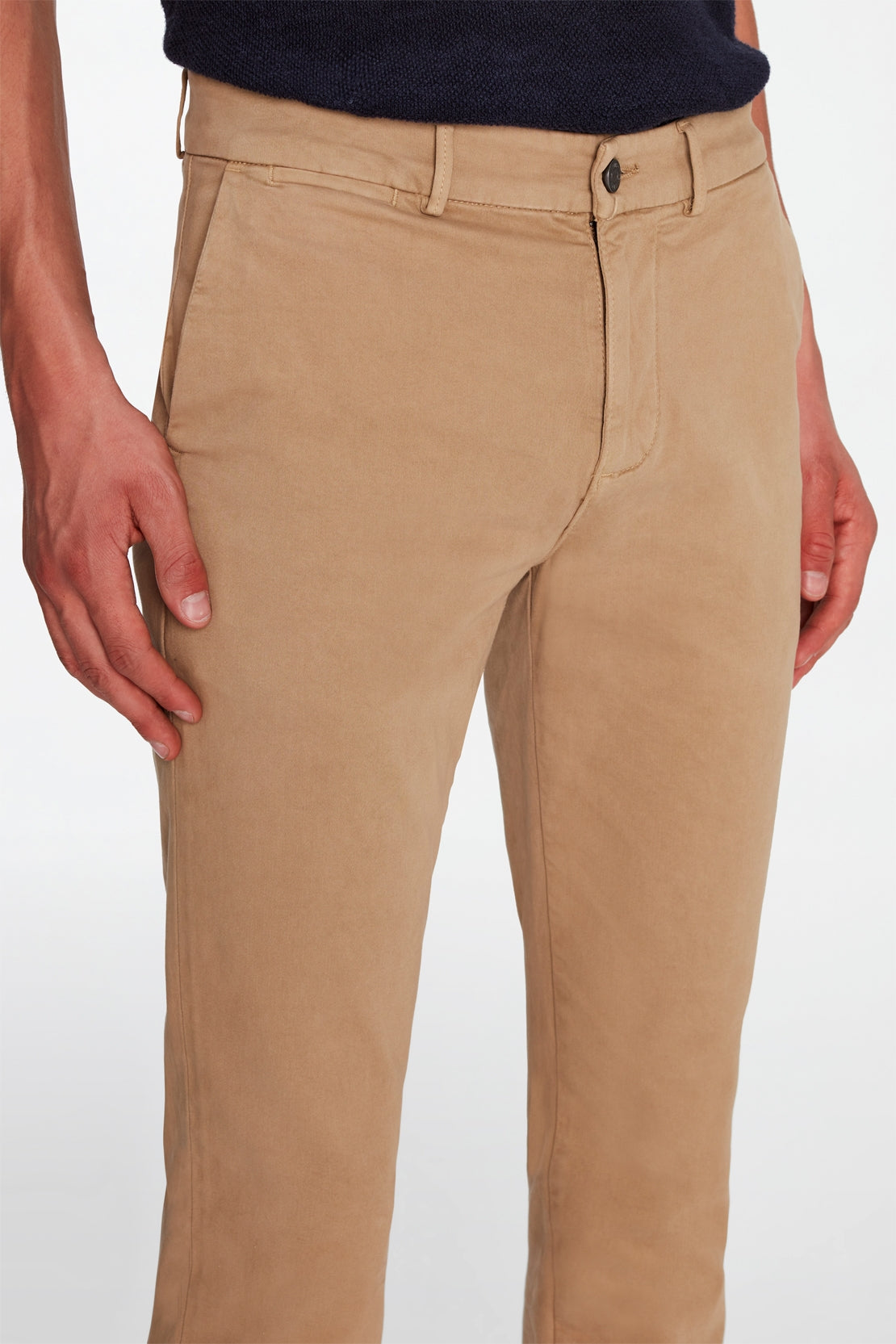 Slimmy Chino Tap. Luxe Performance Sateen Bamboo 7 For All Mankind