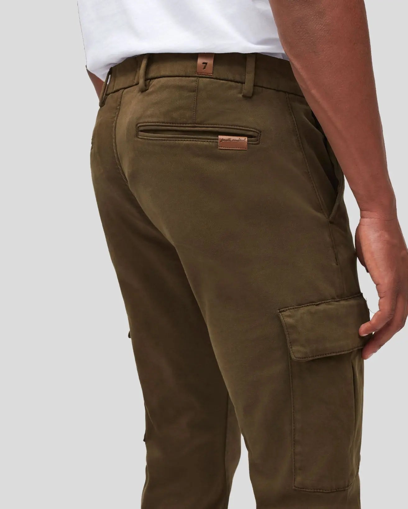 Kaki Slimmy Tap. Cargo Chino Luxe Per. Sateen Army - BEVAVA