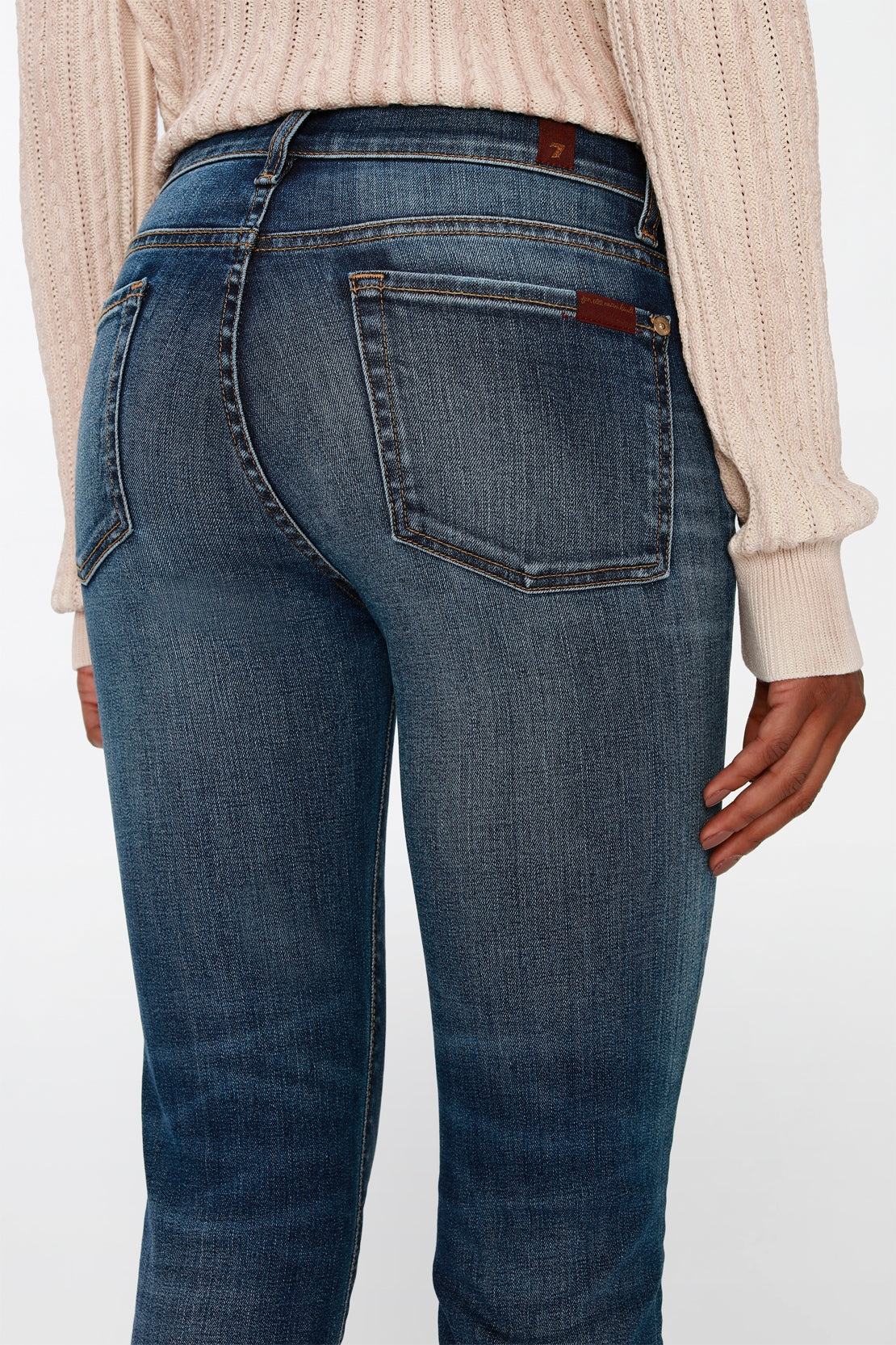 Roxanne Ankle Millennium With Distressed Hem 7 For All Mankind